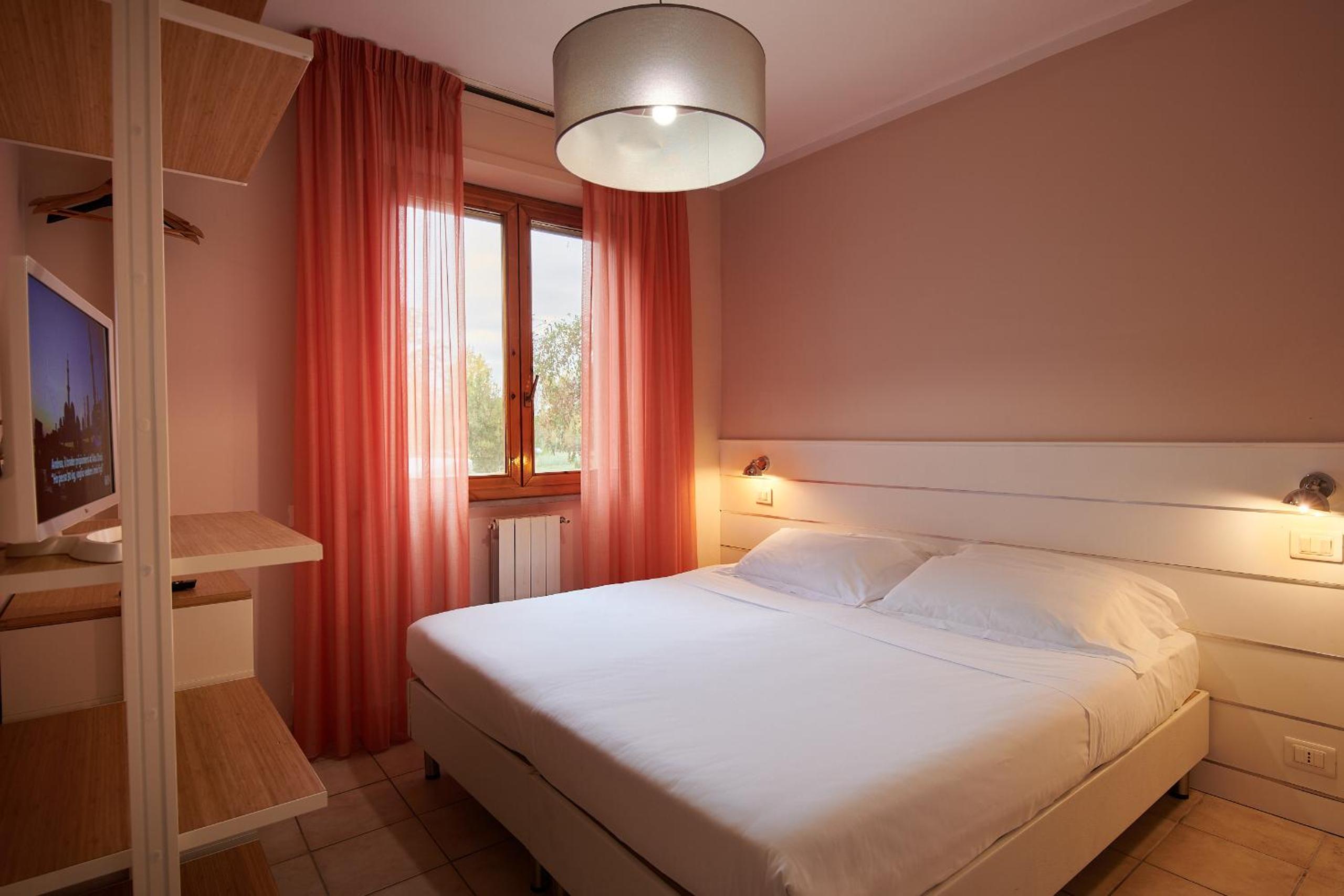 Two-Bedroom Apartment - Annex