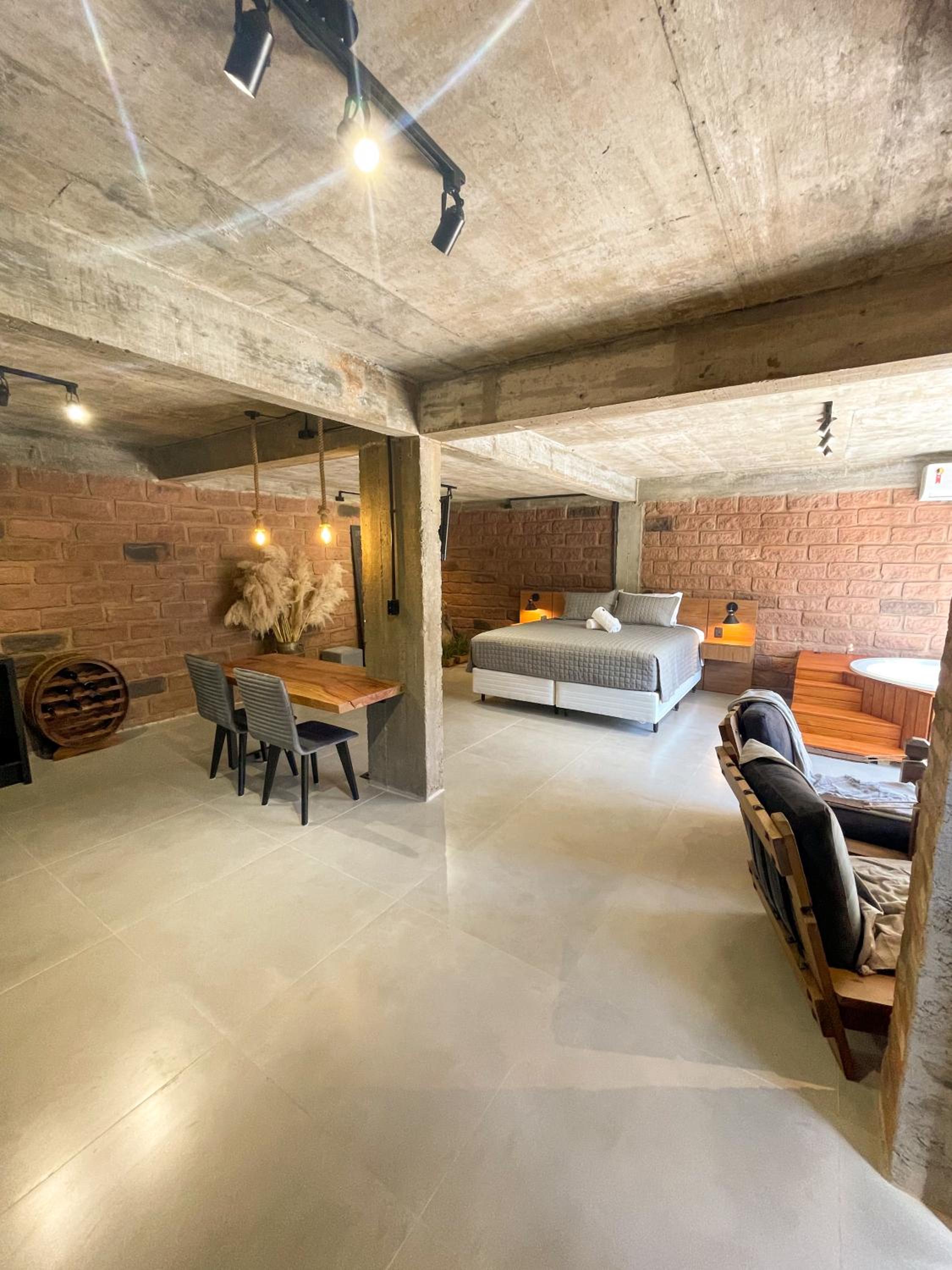Suite with Spa Bath
