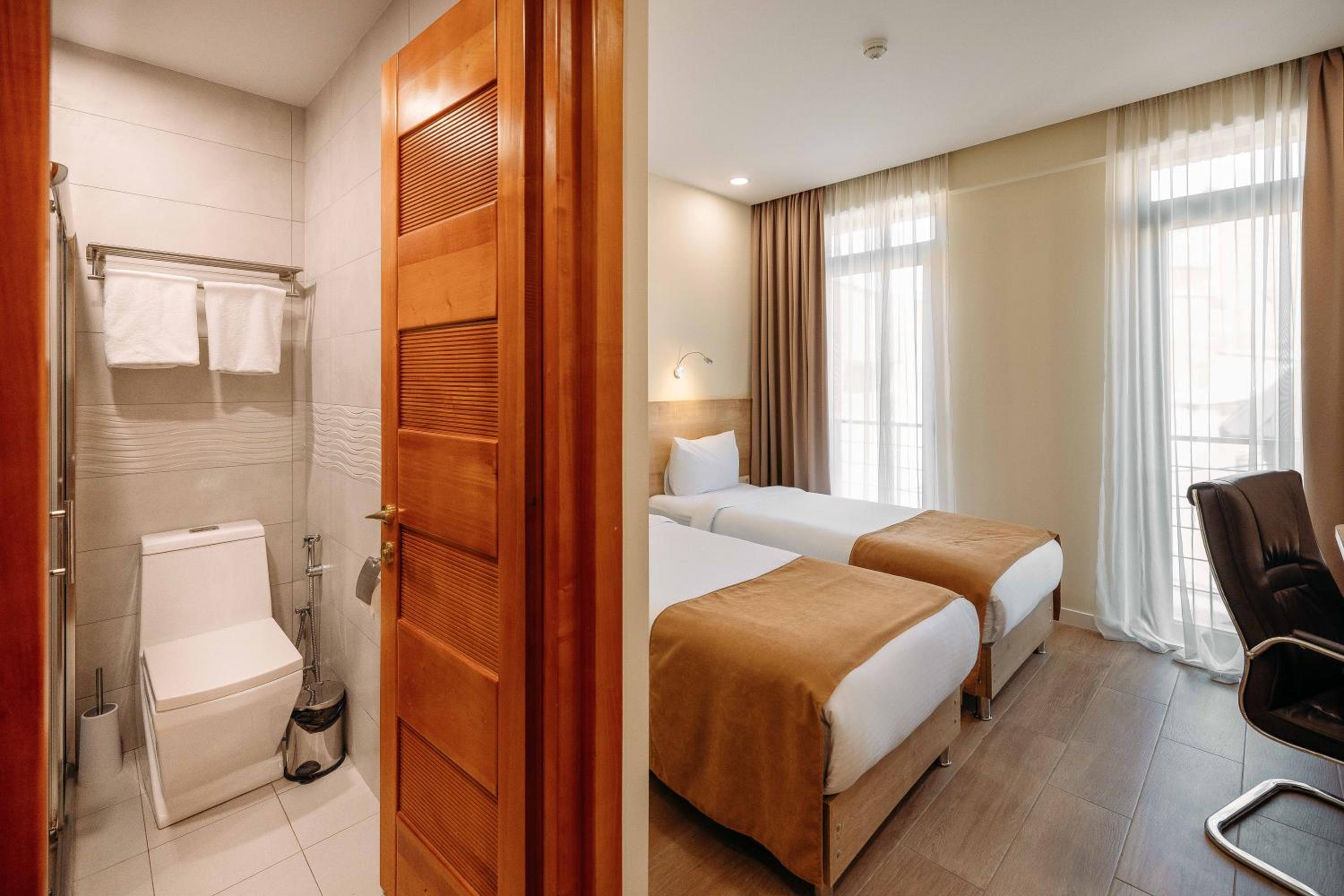 Economy Double or Twin Room - Photo 3
