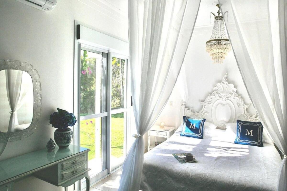 Suite with Garden View