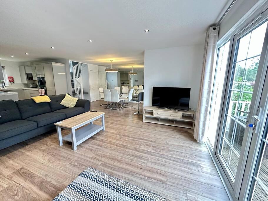 Four-Bedroom House photo 1
