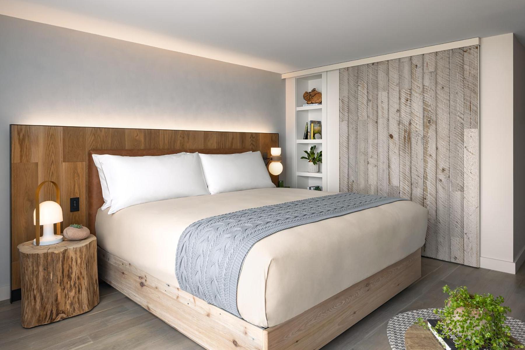 King Room with Balcony