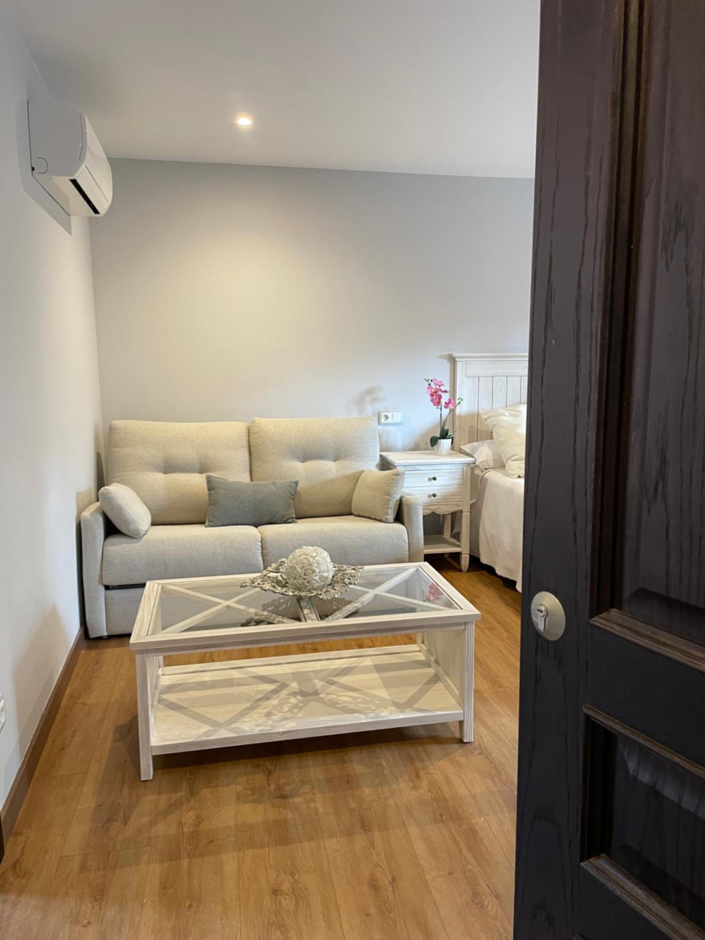 Superior Quadruple Room - Photo 1