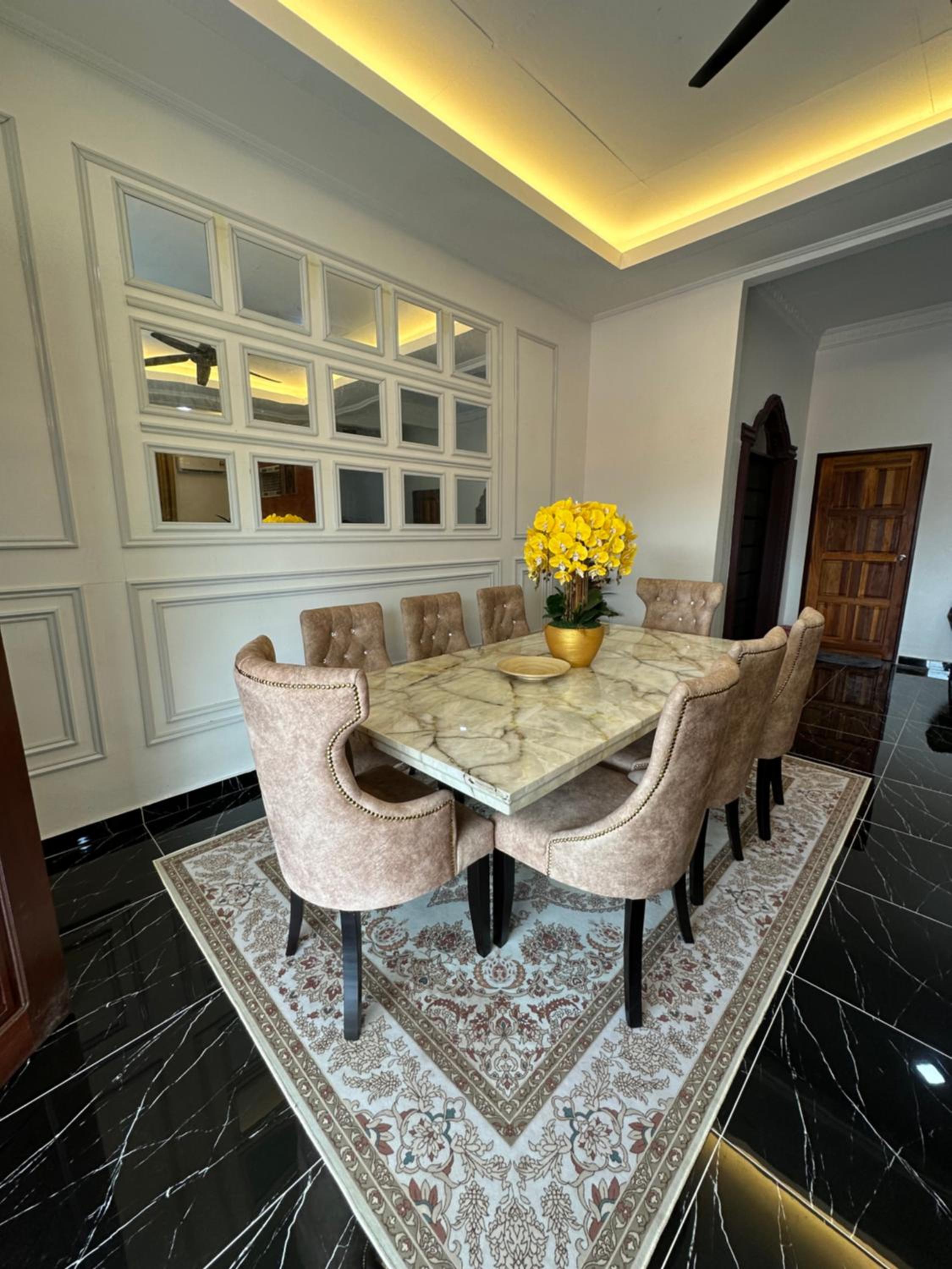 Three-Bedroom House photo 1
