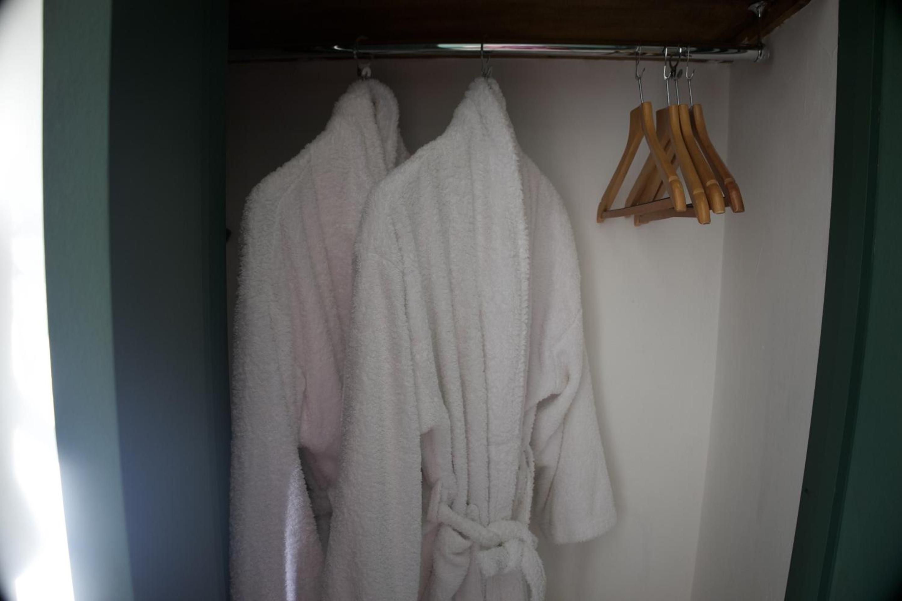 Twin Room with Shower - Photo 54