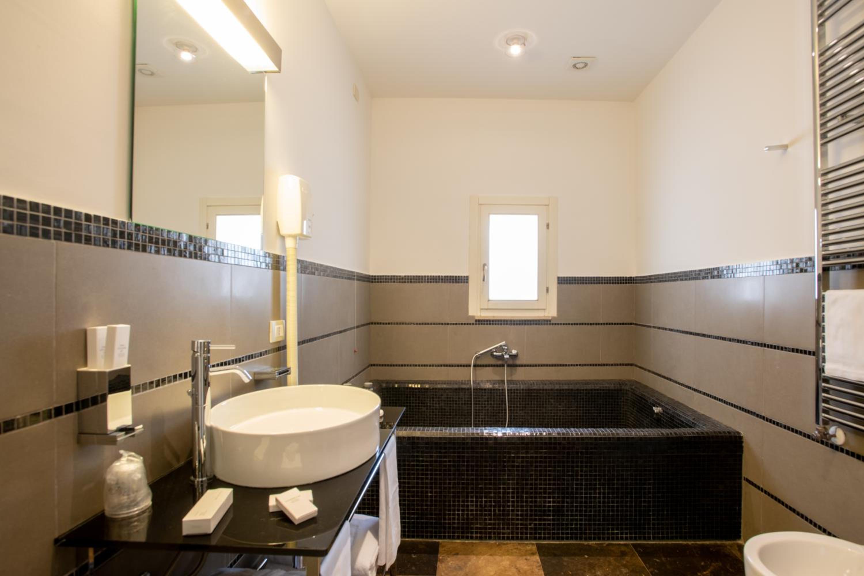 Suite photo 3