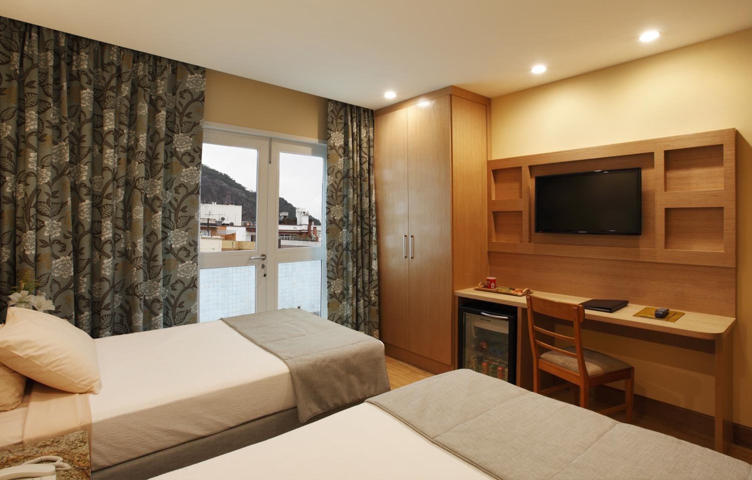 Executive Superior Twin Room - Photo 5