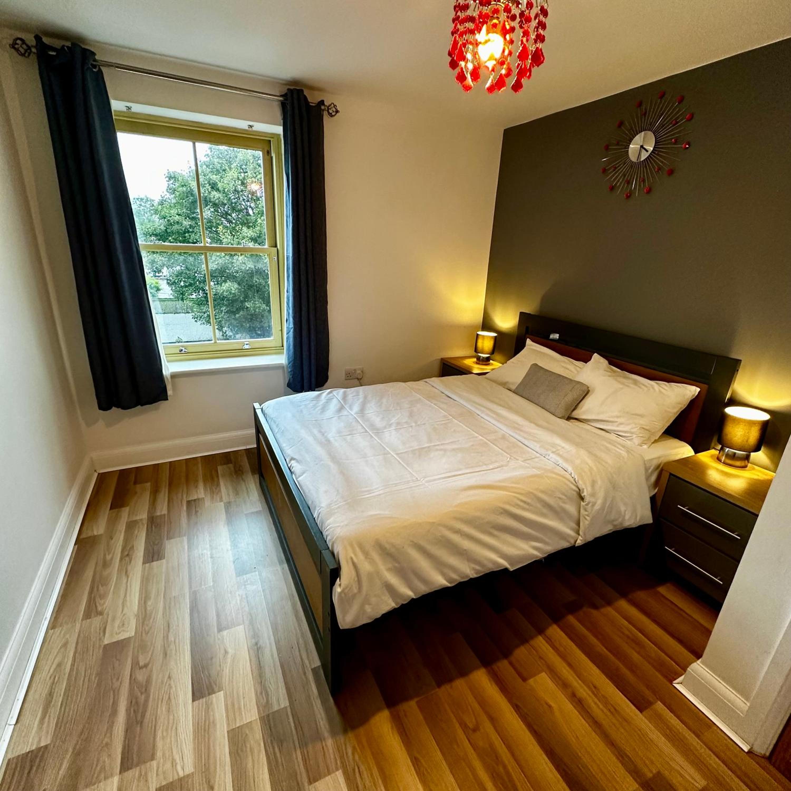 Two-Bedroom Apartment - Photo 8
