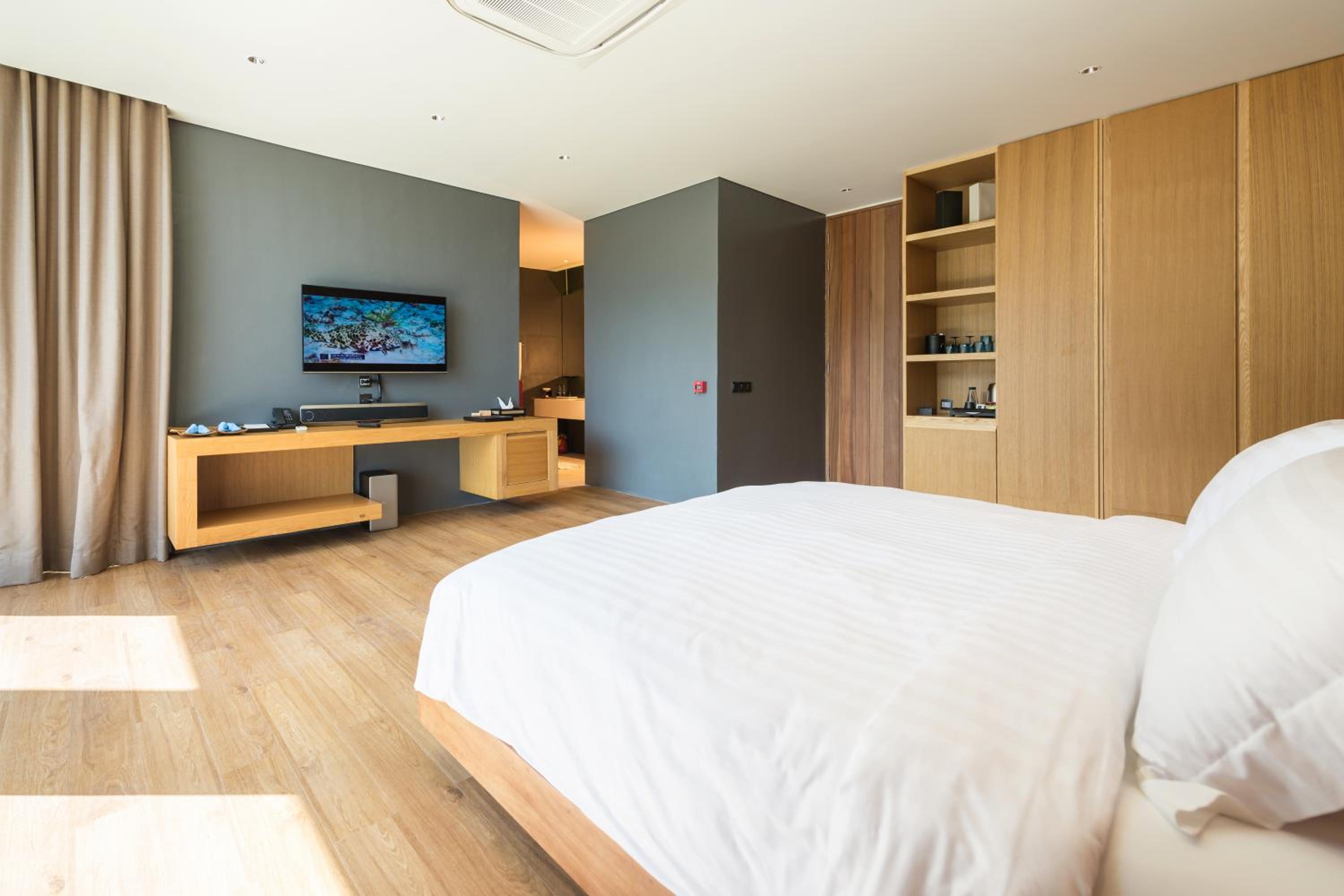 Napa Premier Double Room  photo 3
