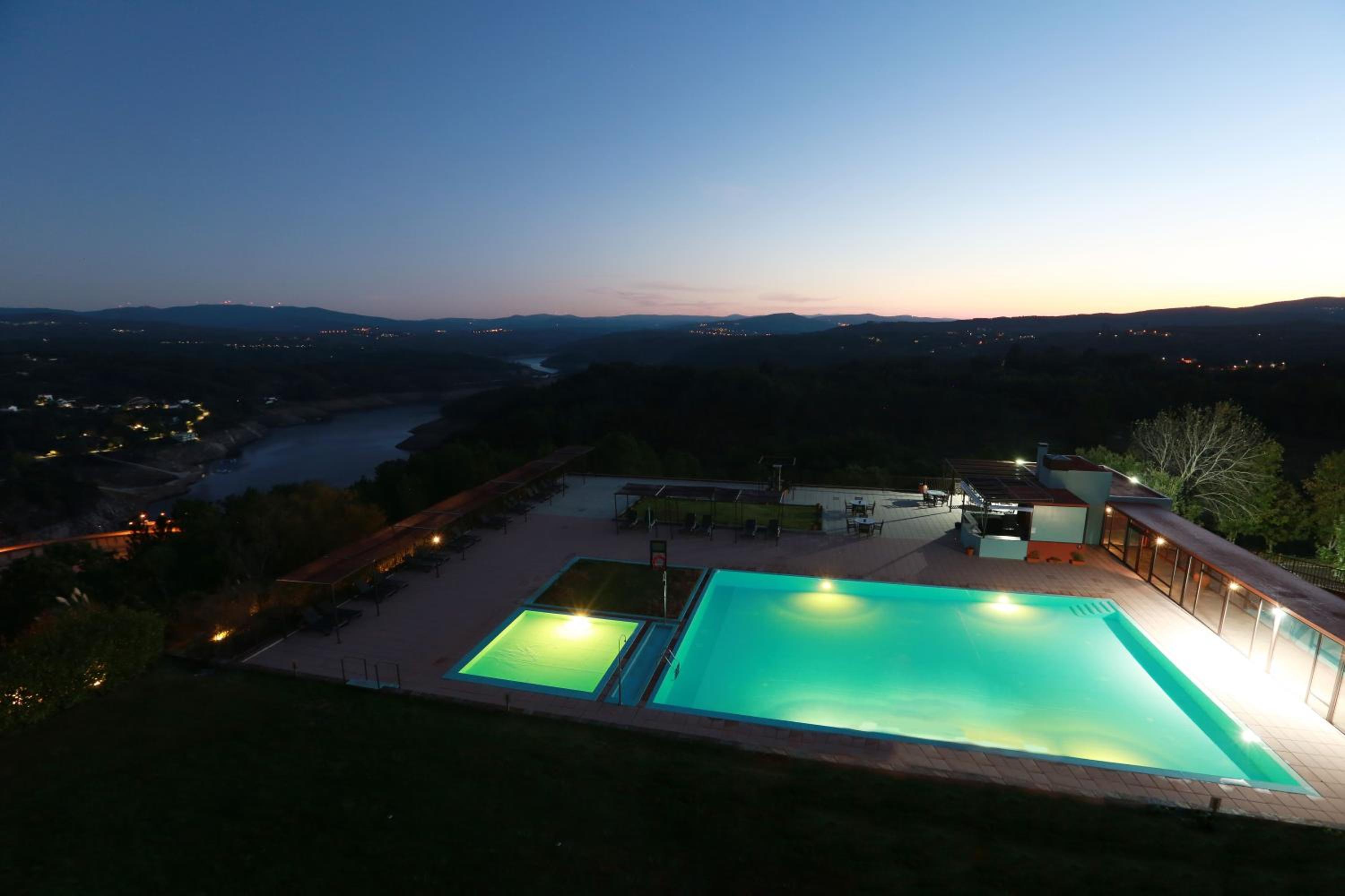 Double Room with Special Panoramic View - Photo 9