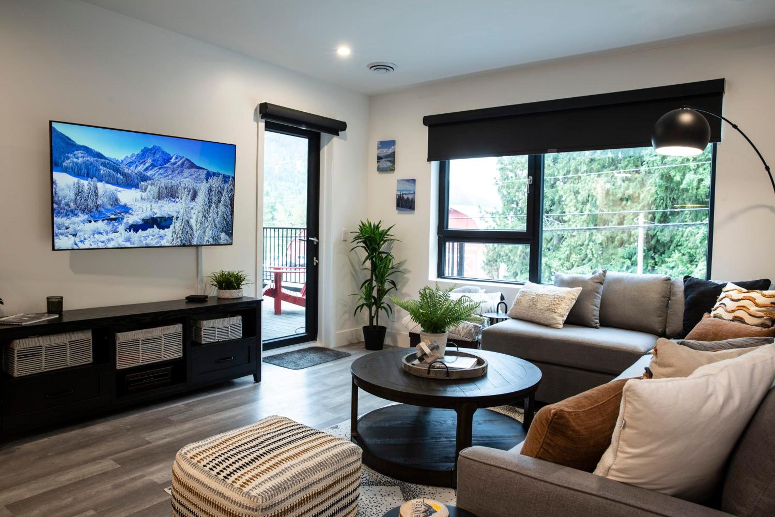 Apartment photo 1