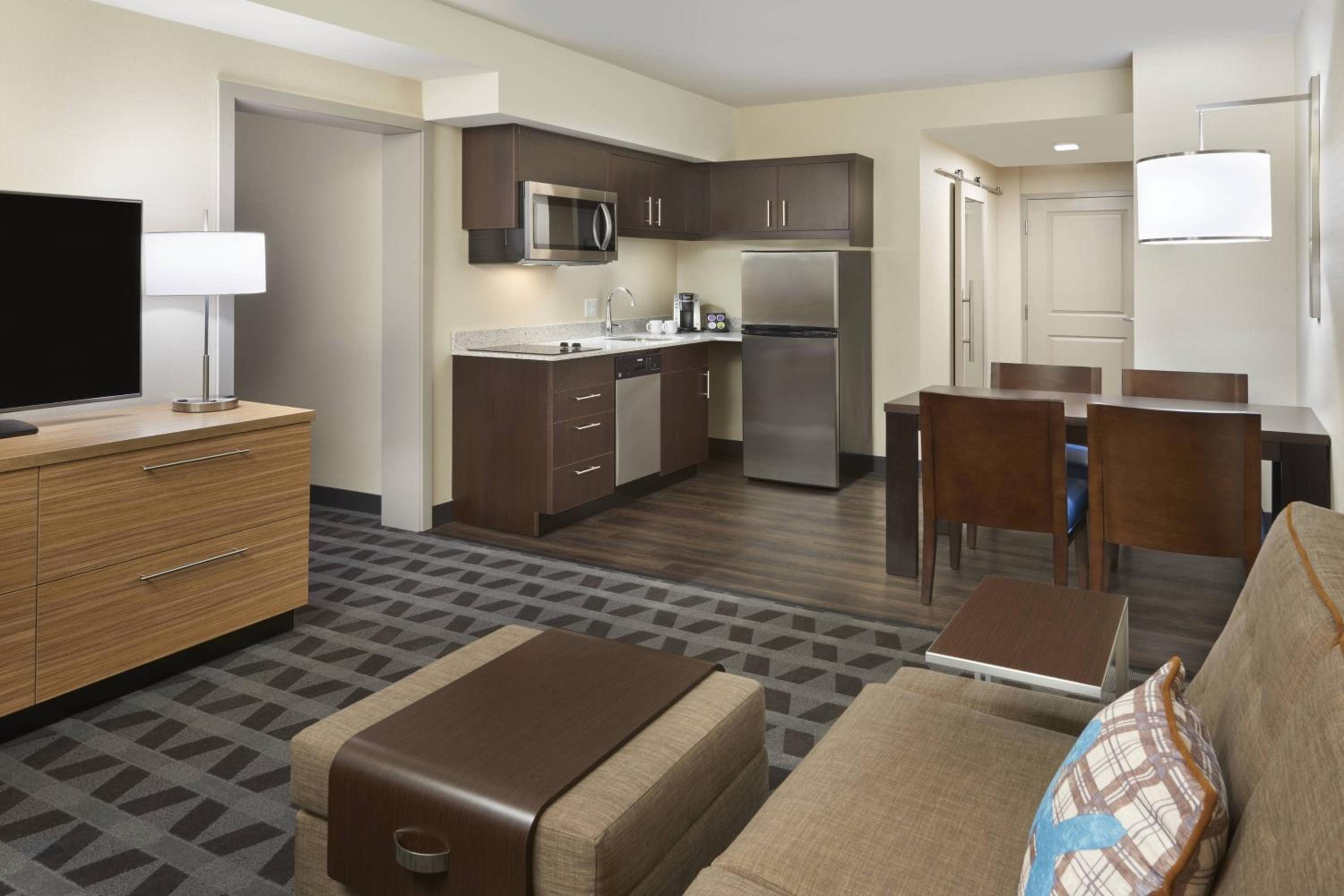 One-Bedroom Suite