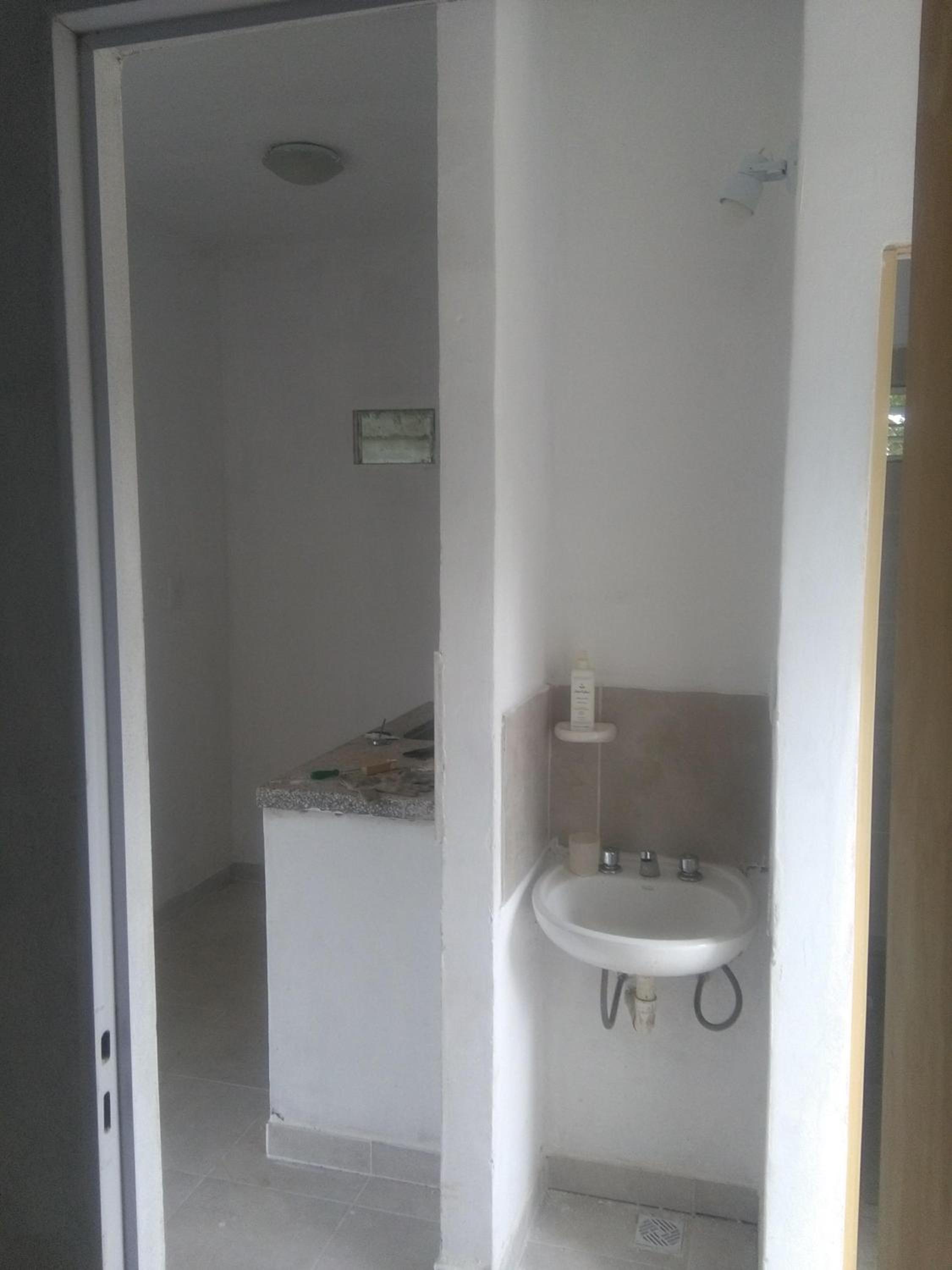 One-Bedroom House photo 2