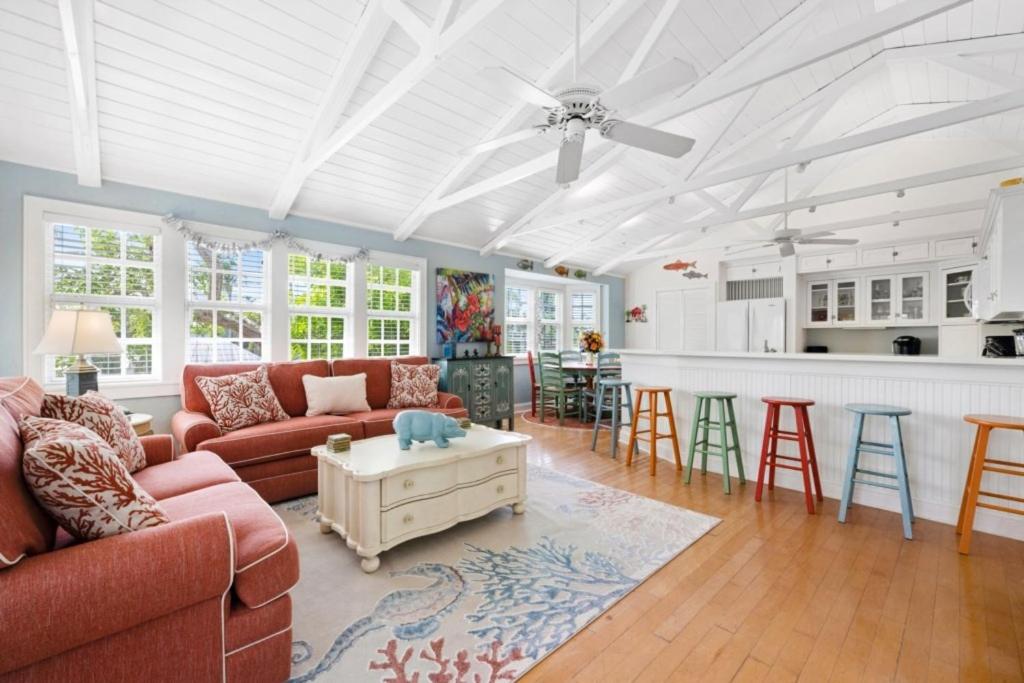 Three-Bedroom House photo 1
