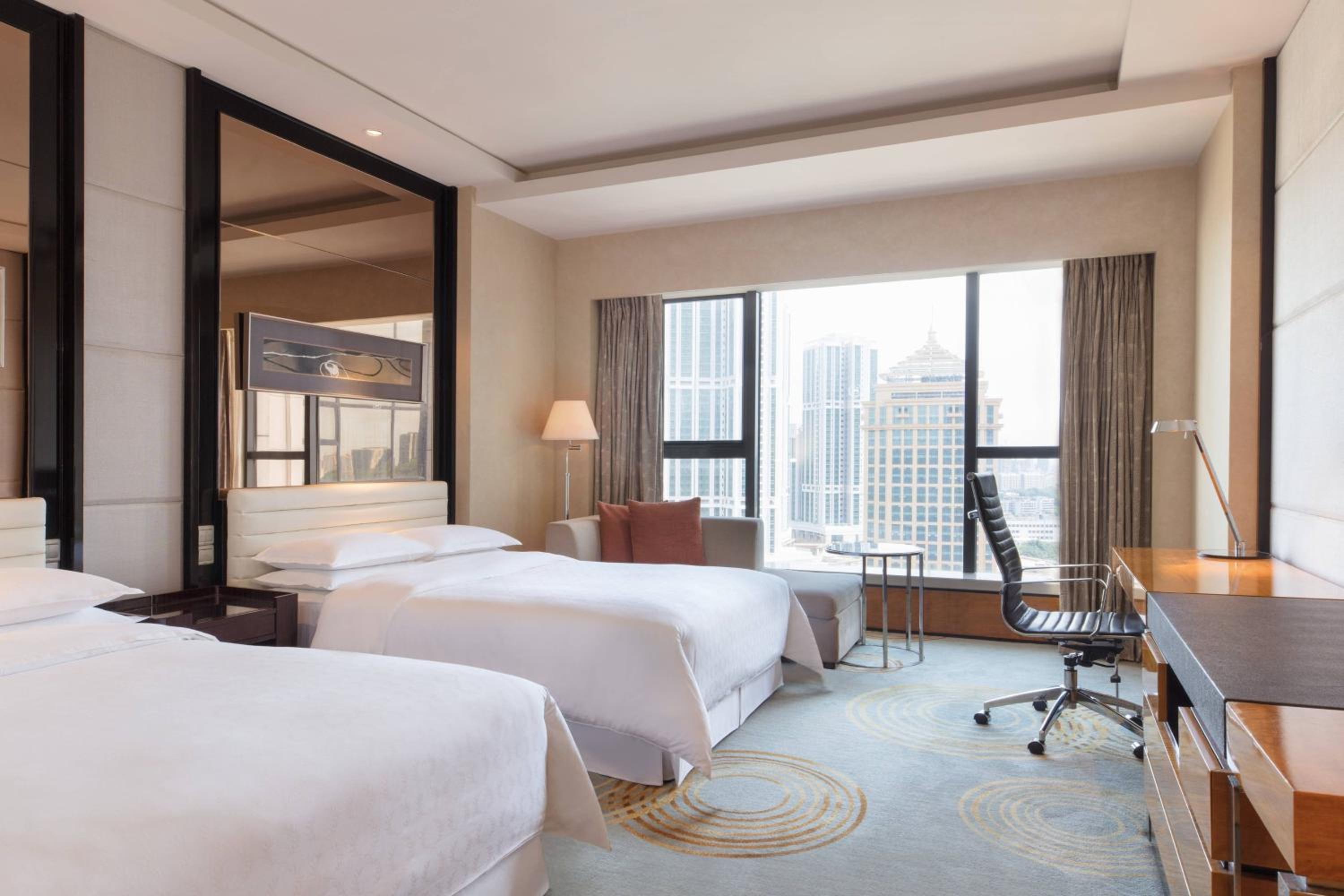 Deluxe Twin Room with River View photo 3