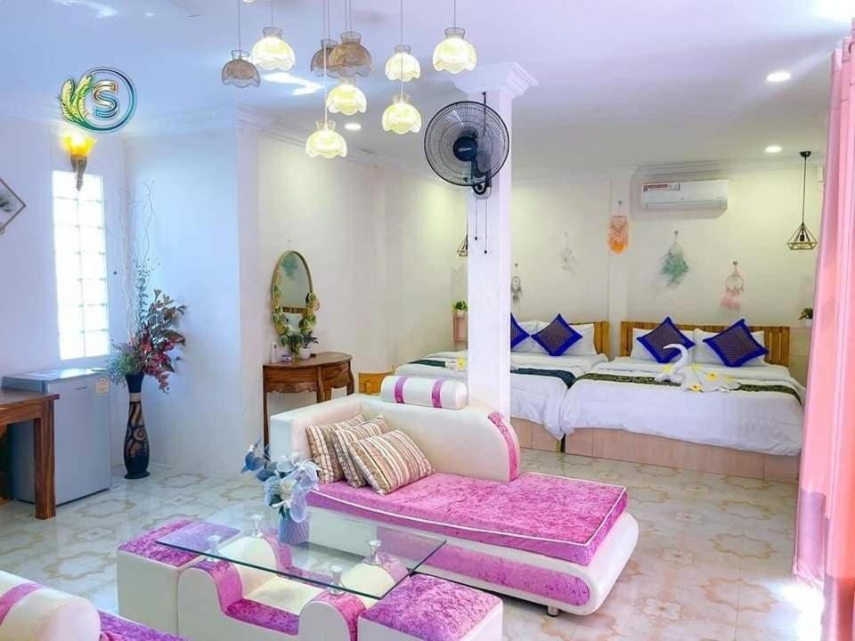 Superior Triple Room photo 3
