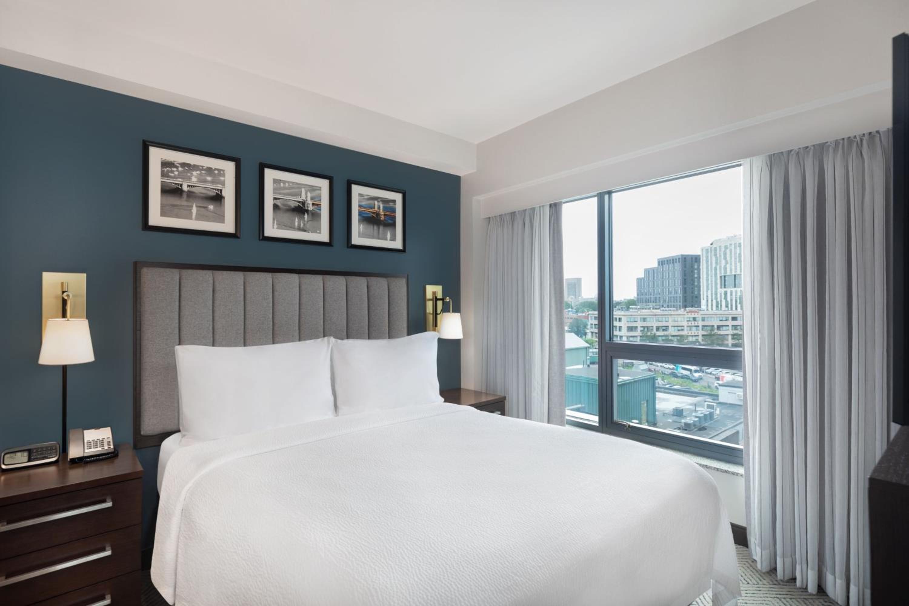 One-Bedroom Queen Suite with Sofa Bed