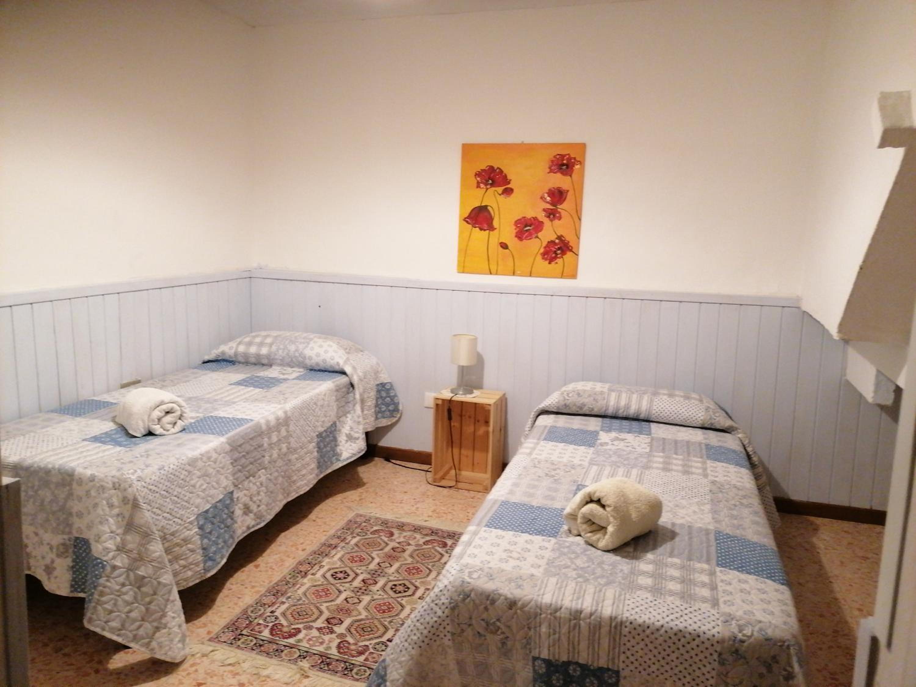 Basic Triple Room - Photo 15