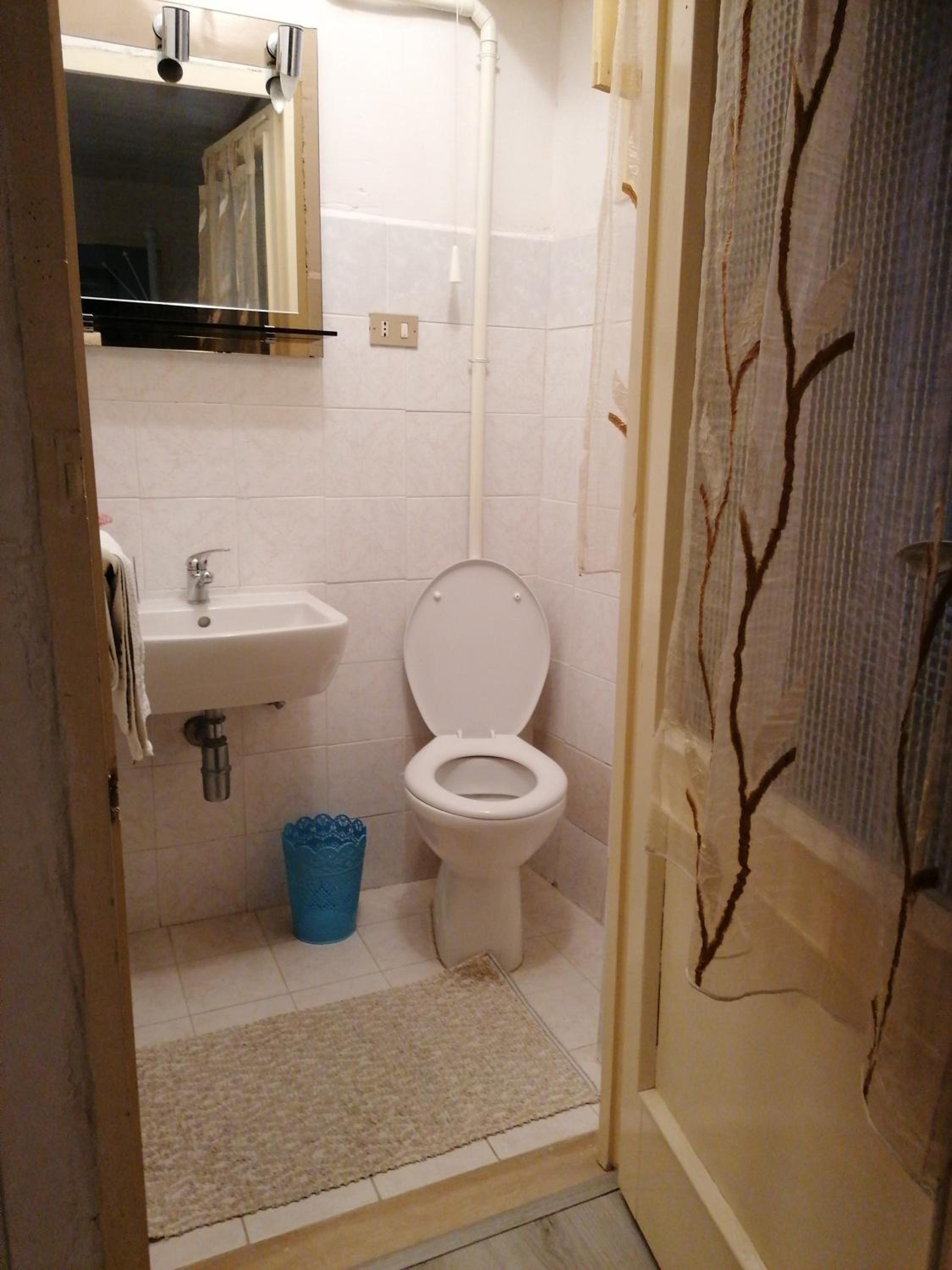 Basic Triple Room - Photo 16