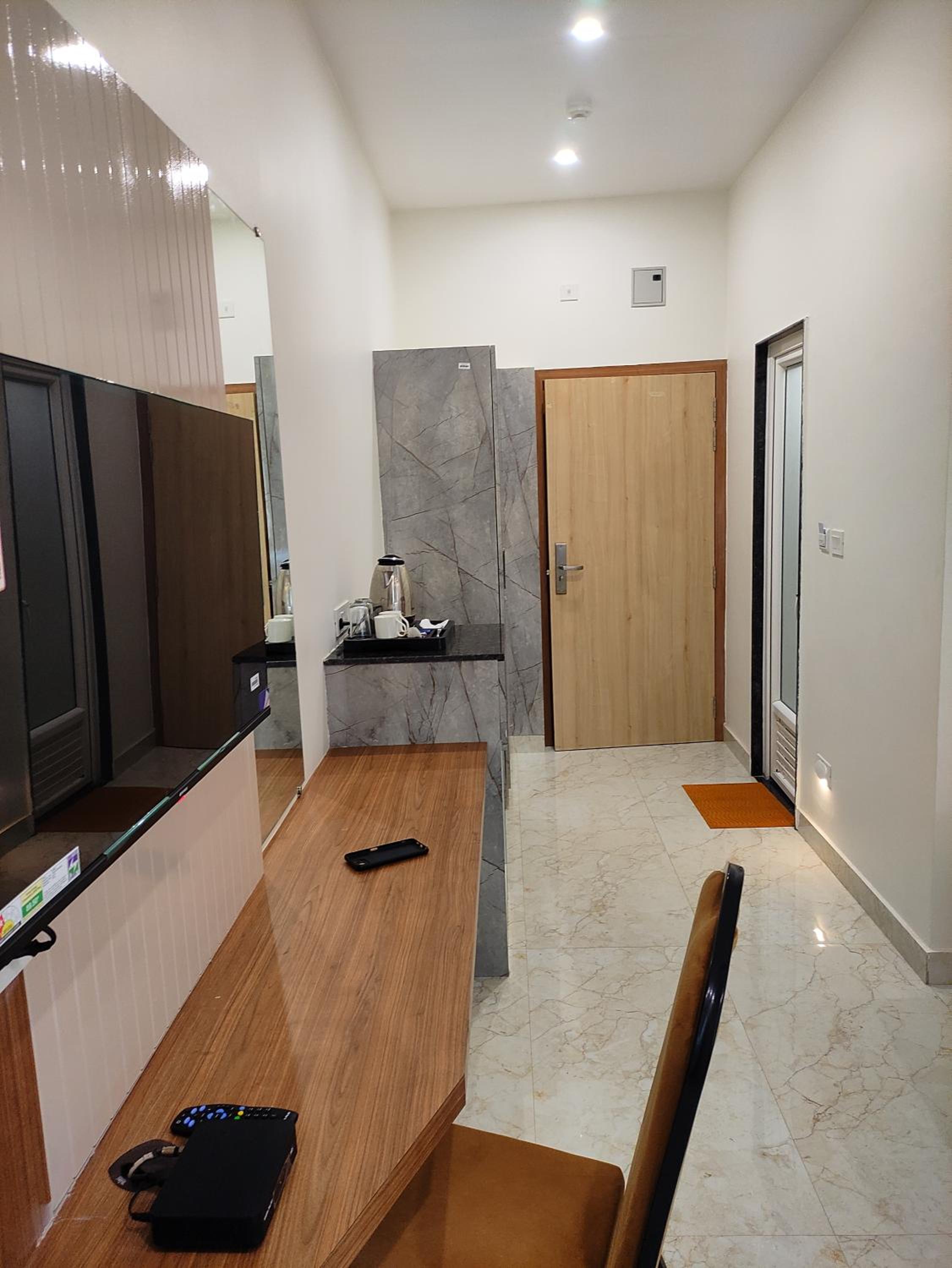 Deluxe Room - Photo 7