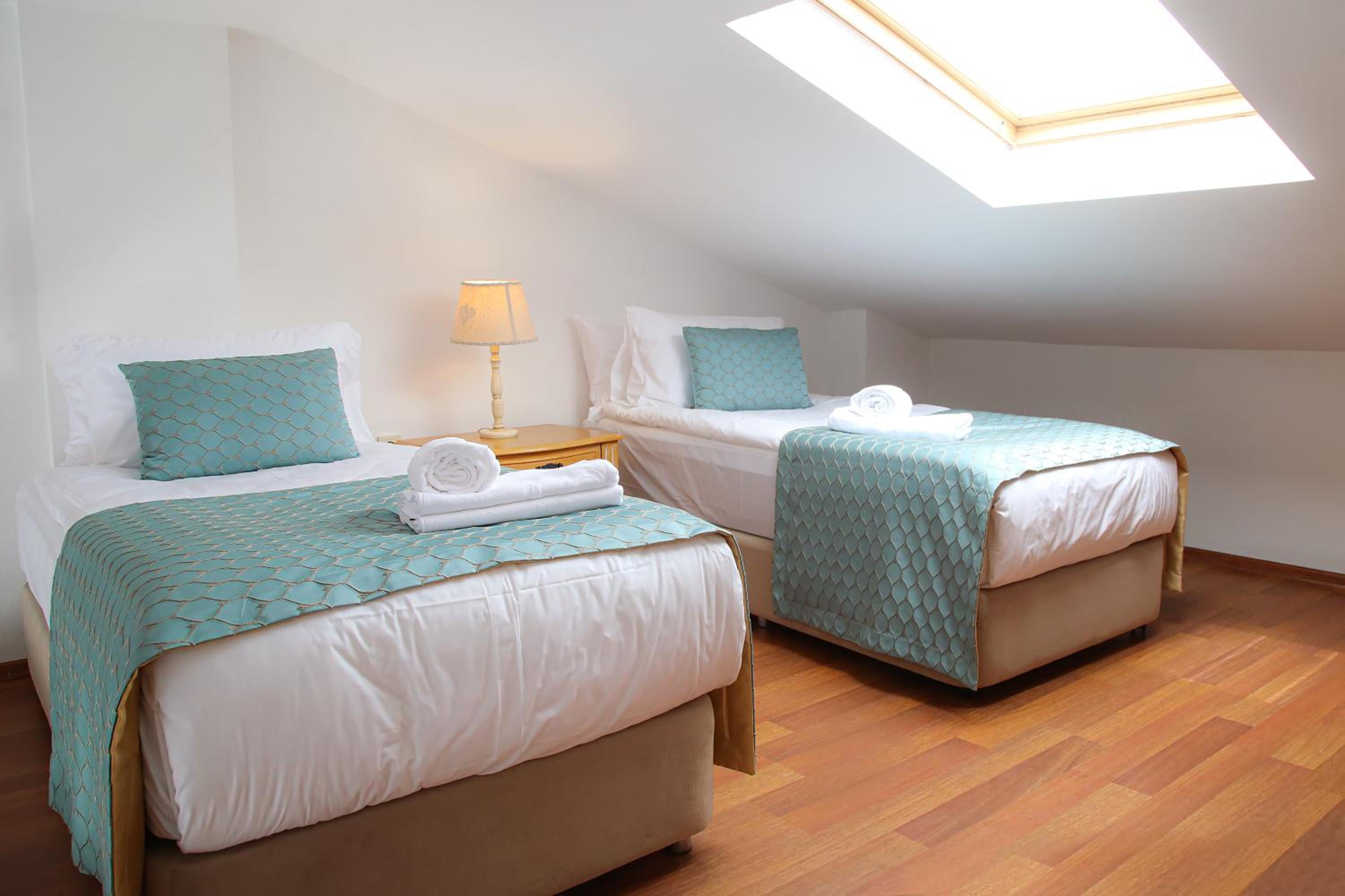 Family Room with Sea View - Photo 7