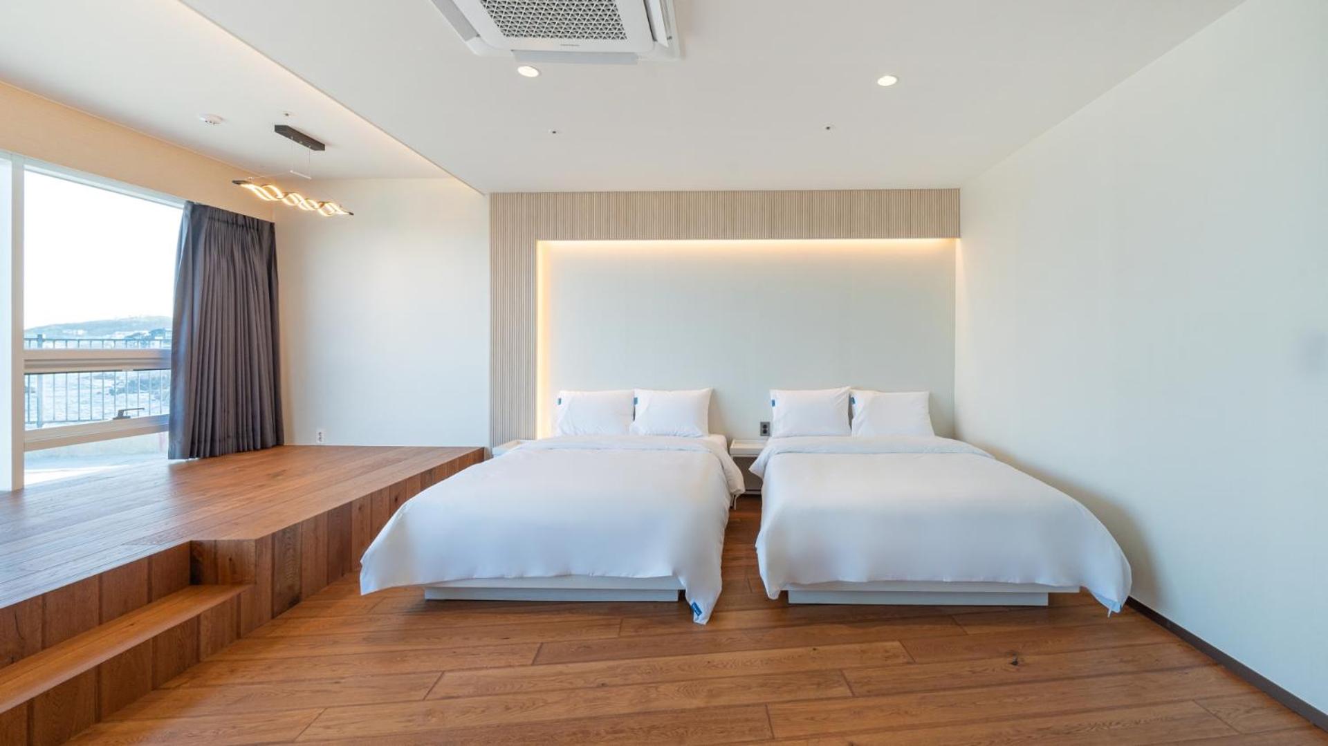 Deluxe Double Room photo 2
