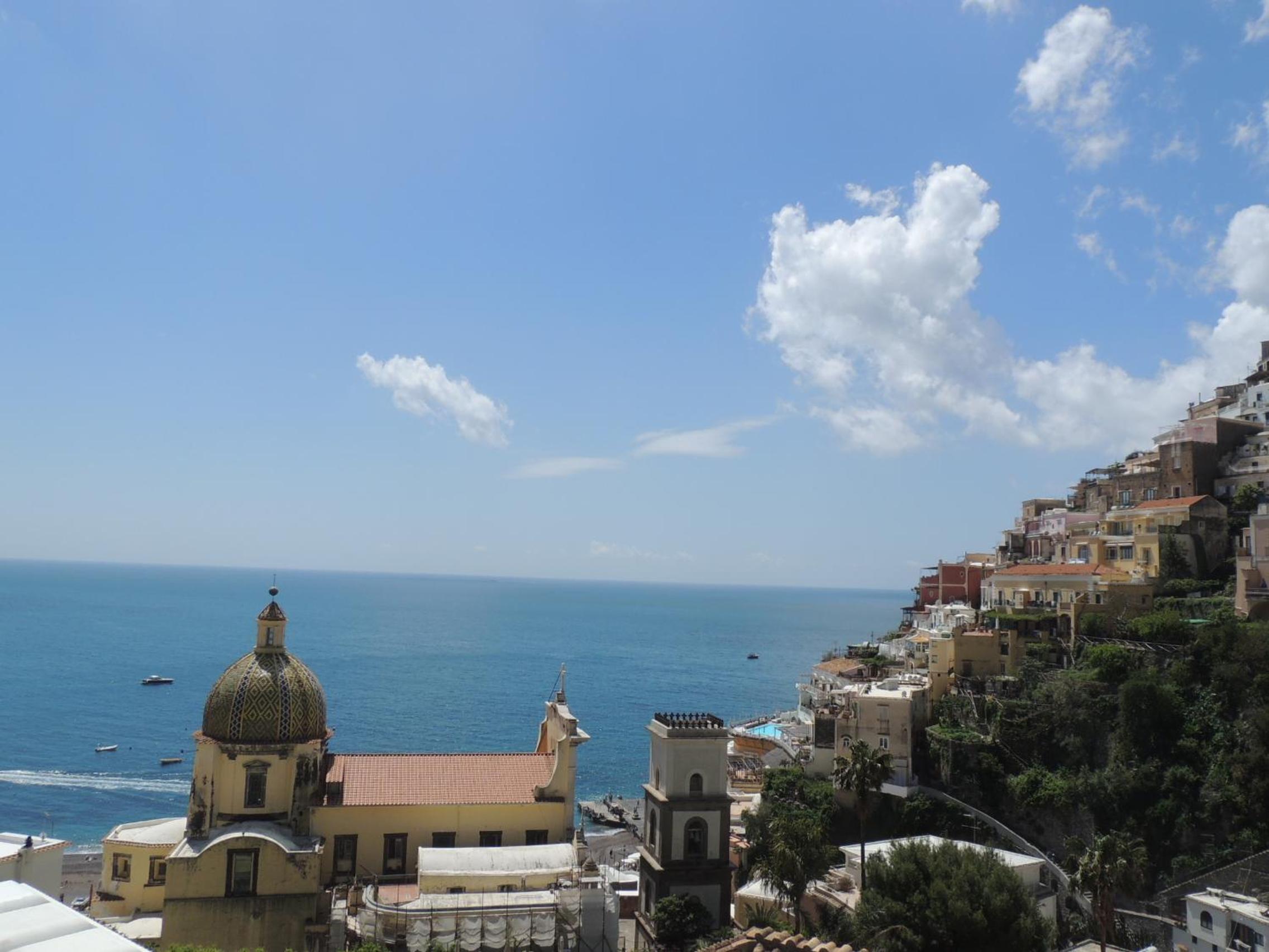 Double or Twin Room with Sea View photo 3