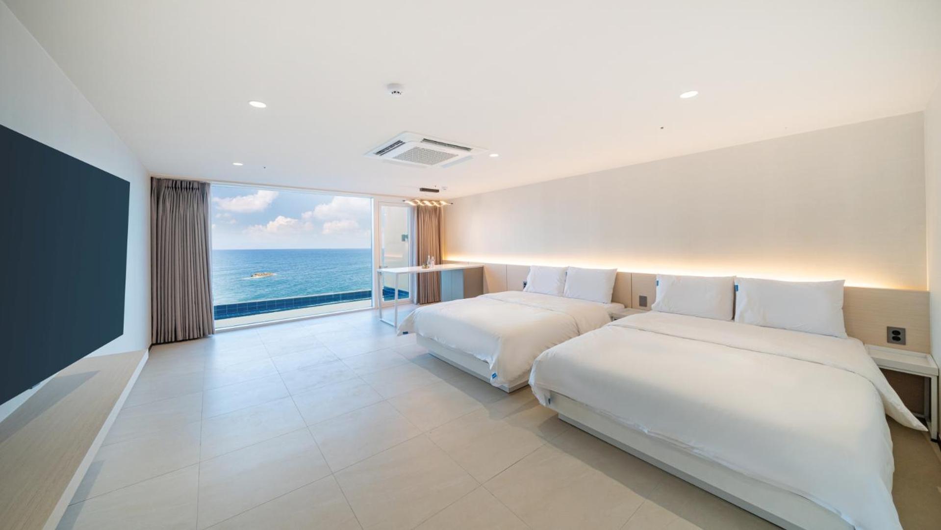Superior Double Room - Photo 1