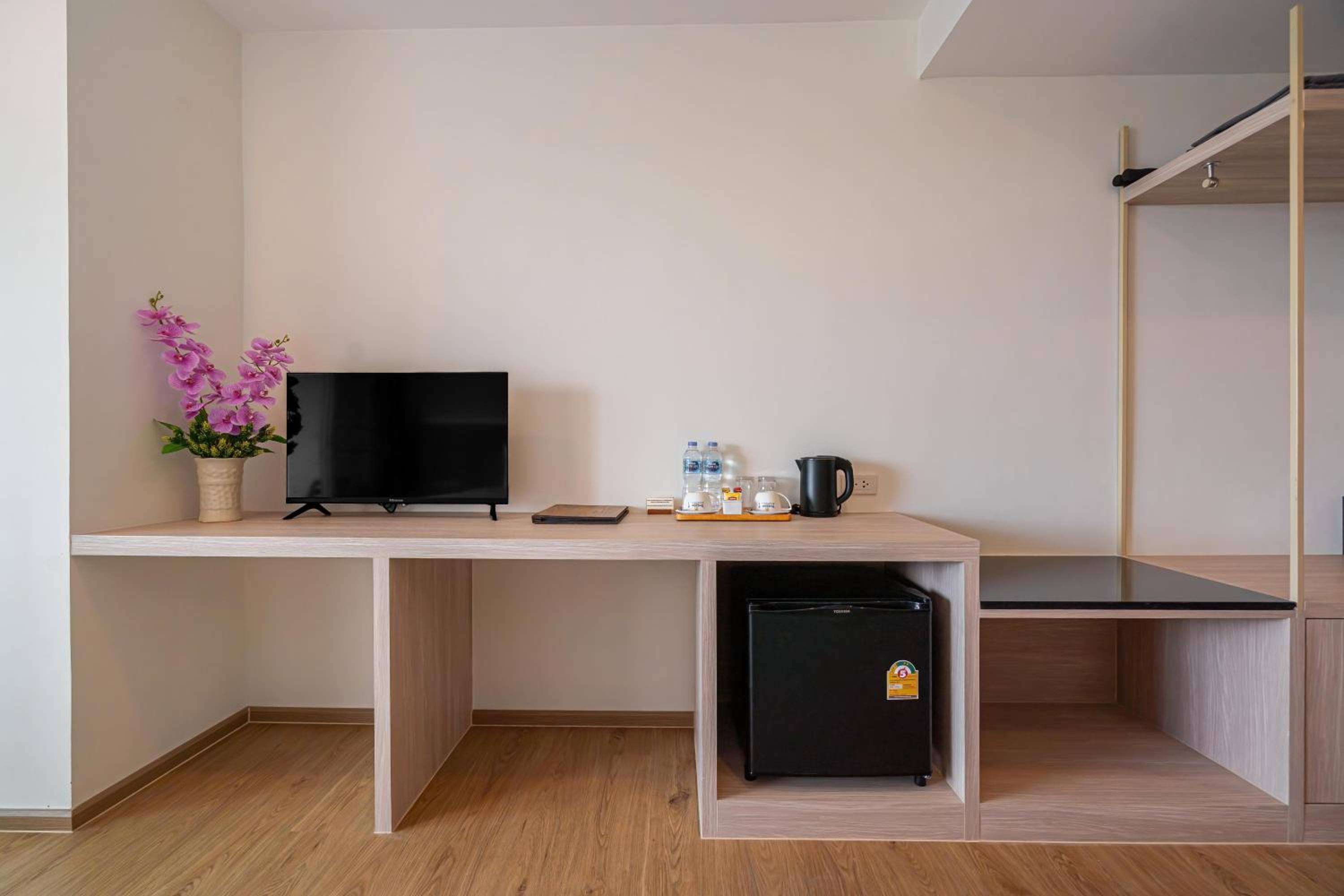 Standard Double Room - Photo 7