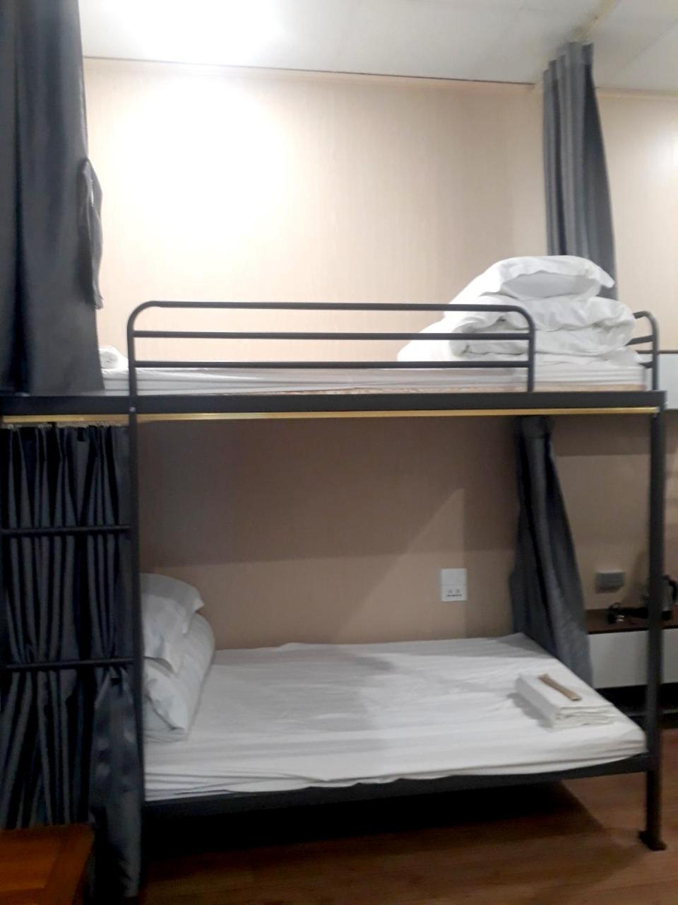 4-Bed Mixed Dormitory Room photo 1