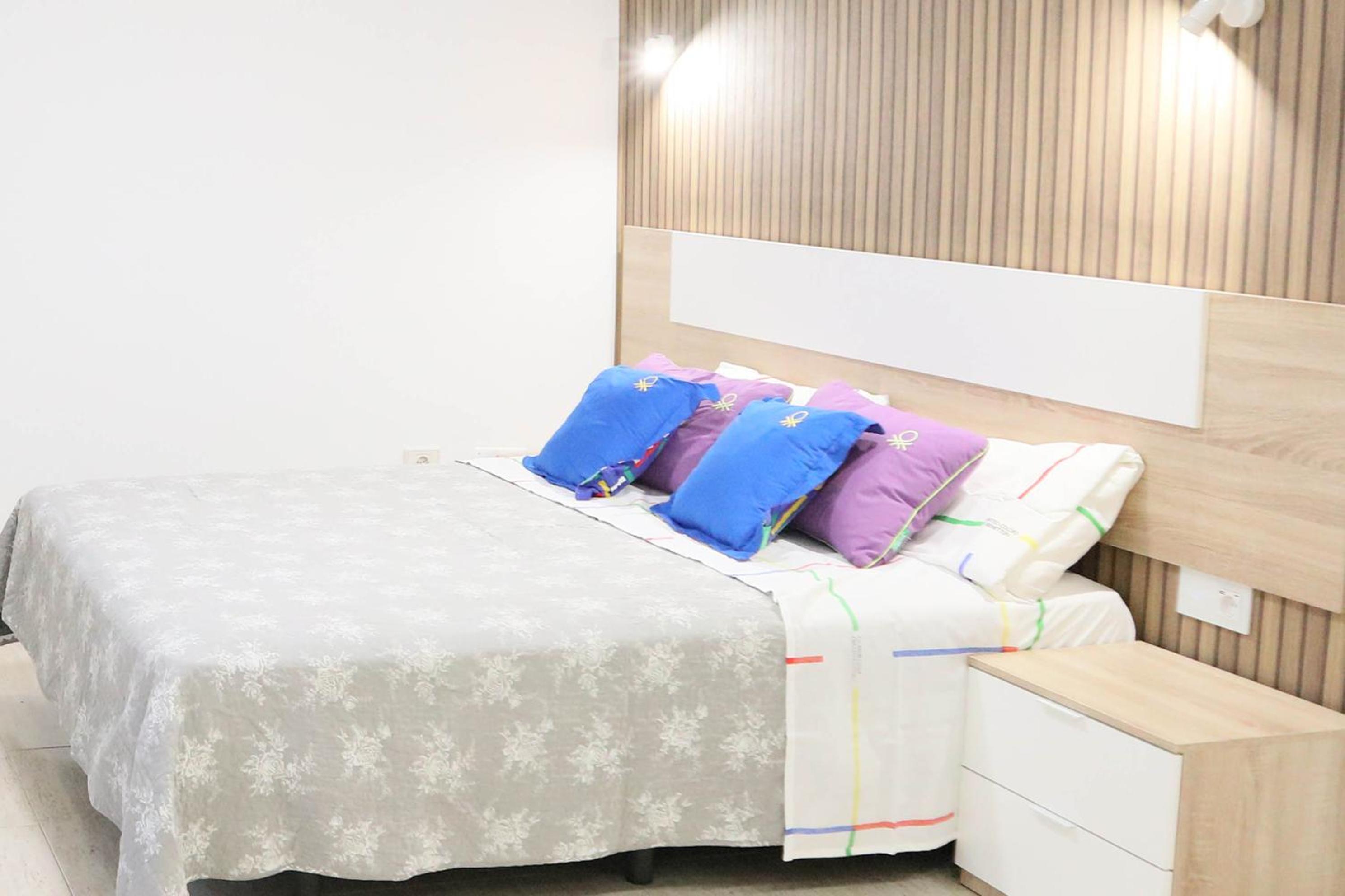 Double Room with Private Bathroom - Photo 20