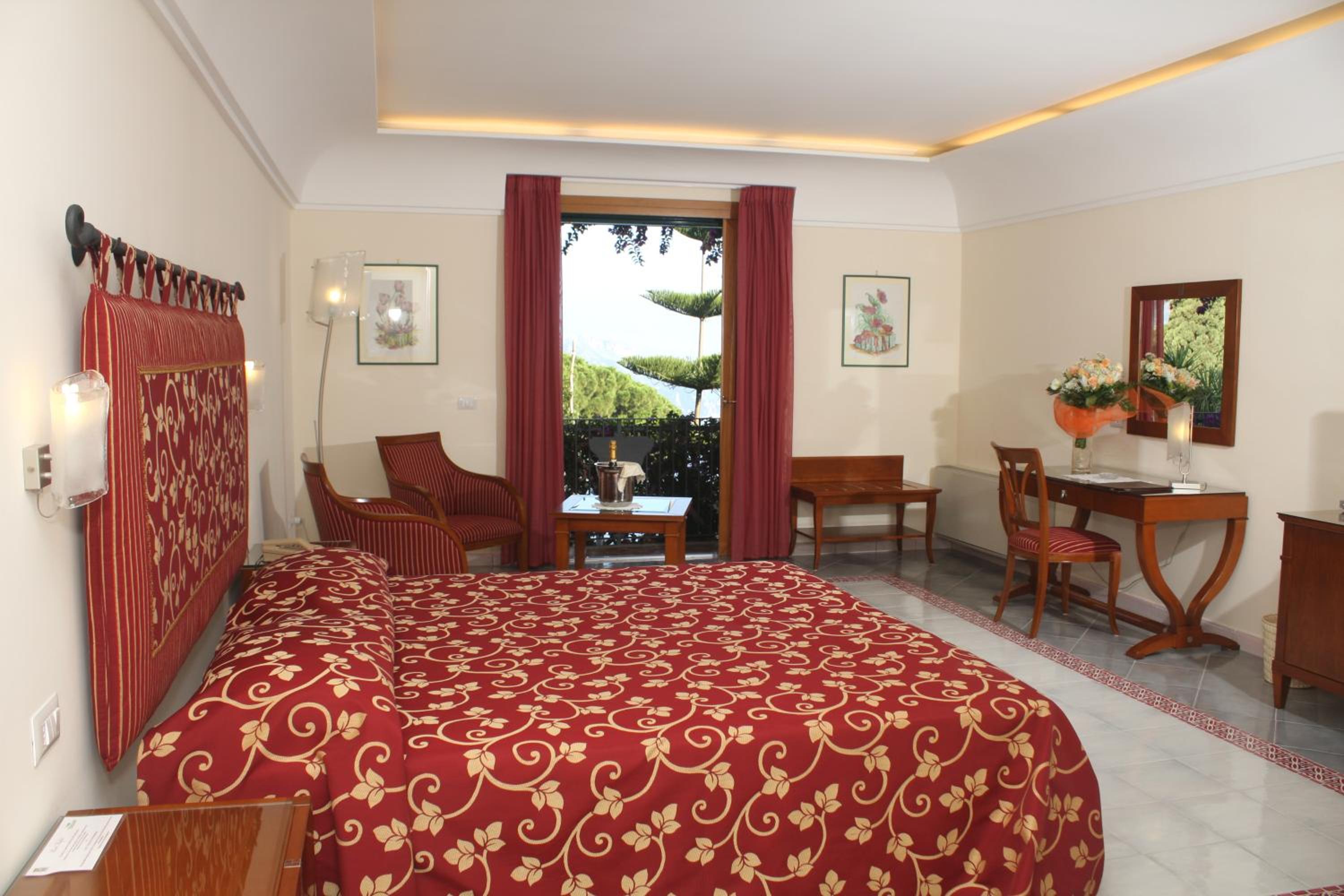 Deluxe Double or Twin Room - Photo 6