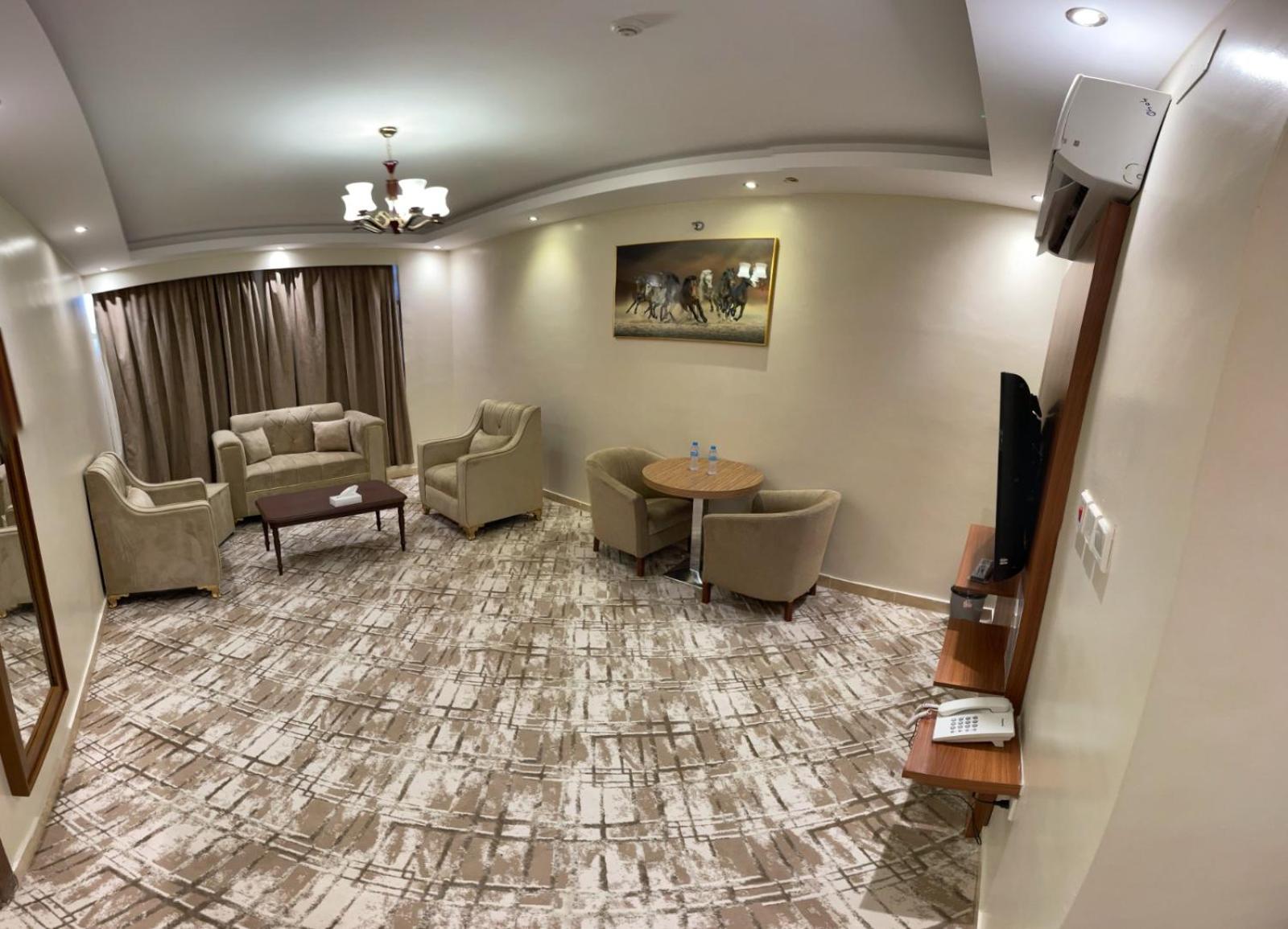 Suite with City View photo 1
