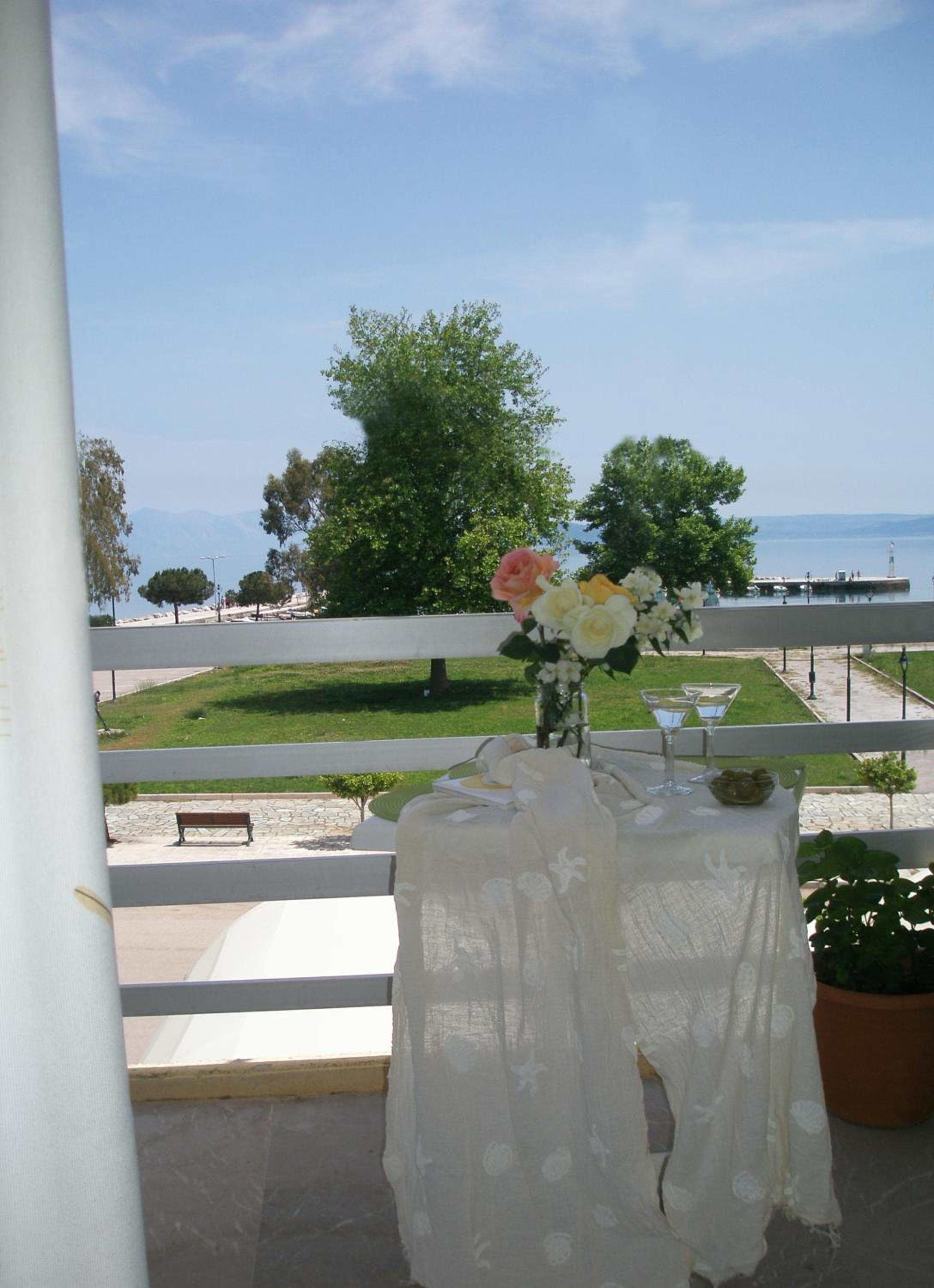 Standard Twin Room with Sea View