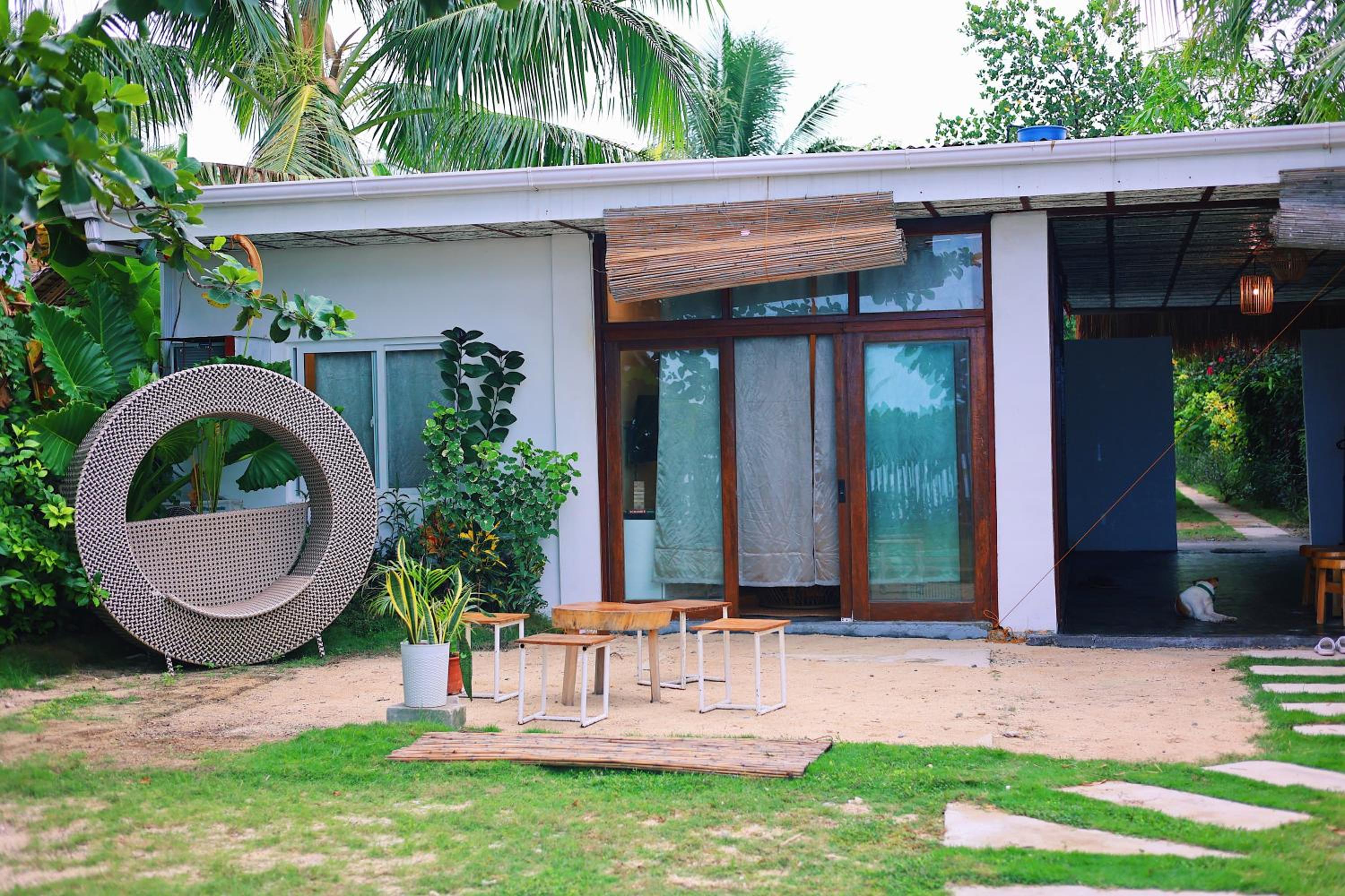 Three-Bedroom Villa - Photo 33