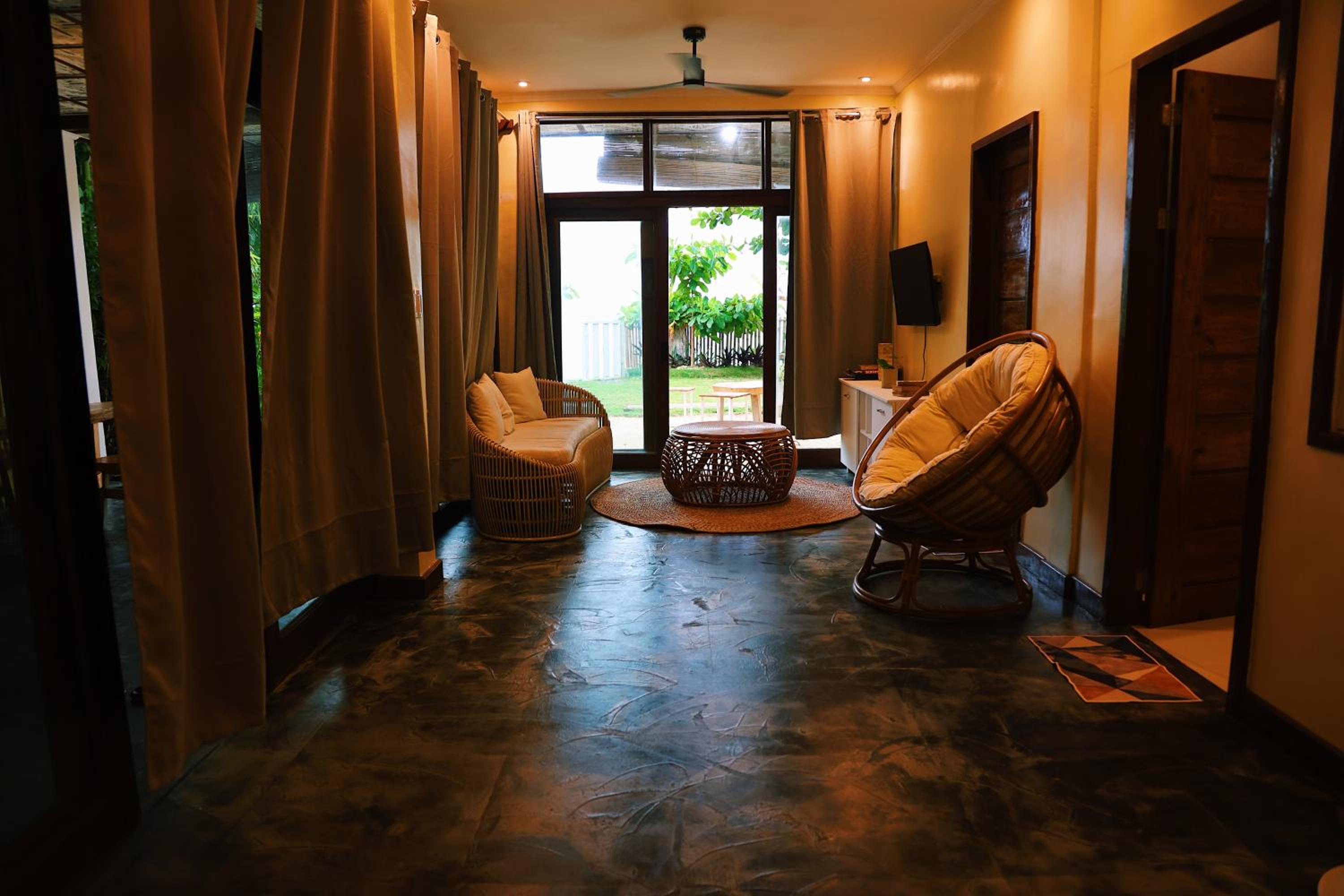 Three-Bedroom Villa - Photo 21