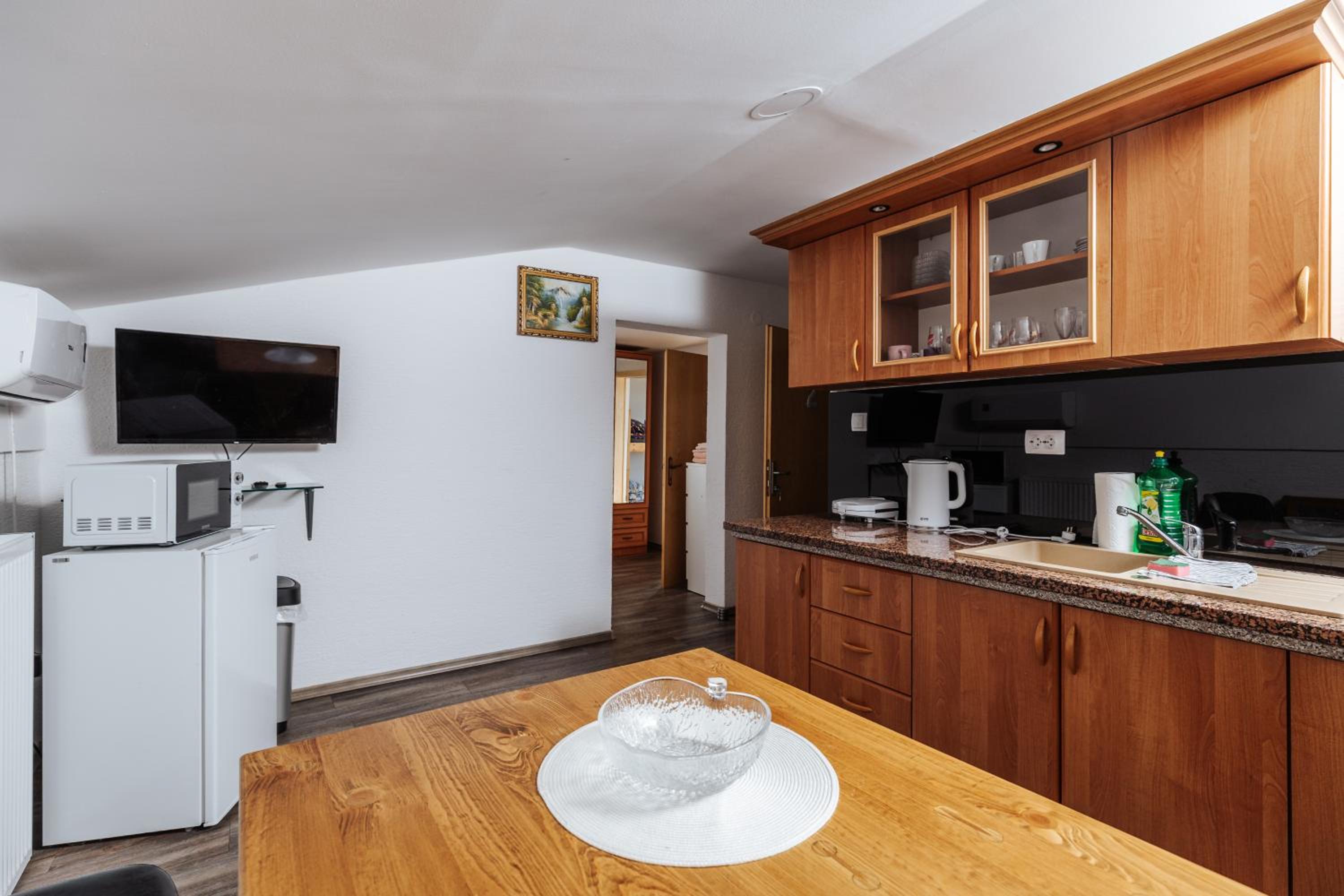 Quadruple Room with Balcony photo 3