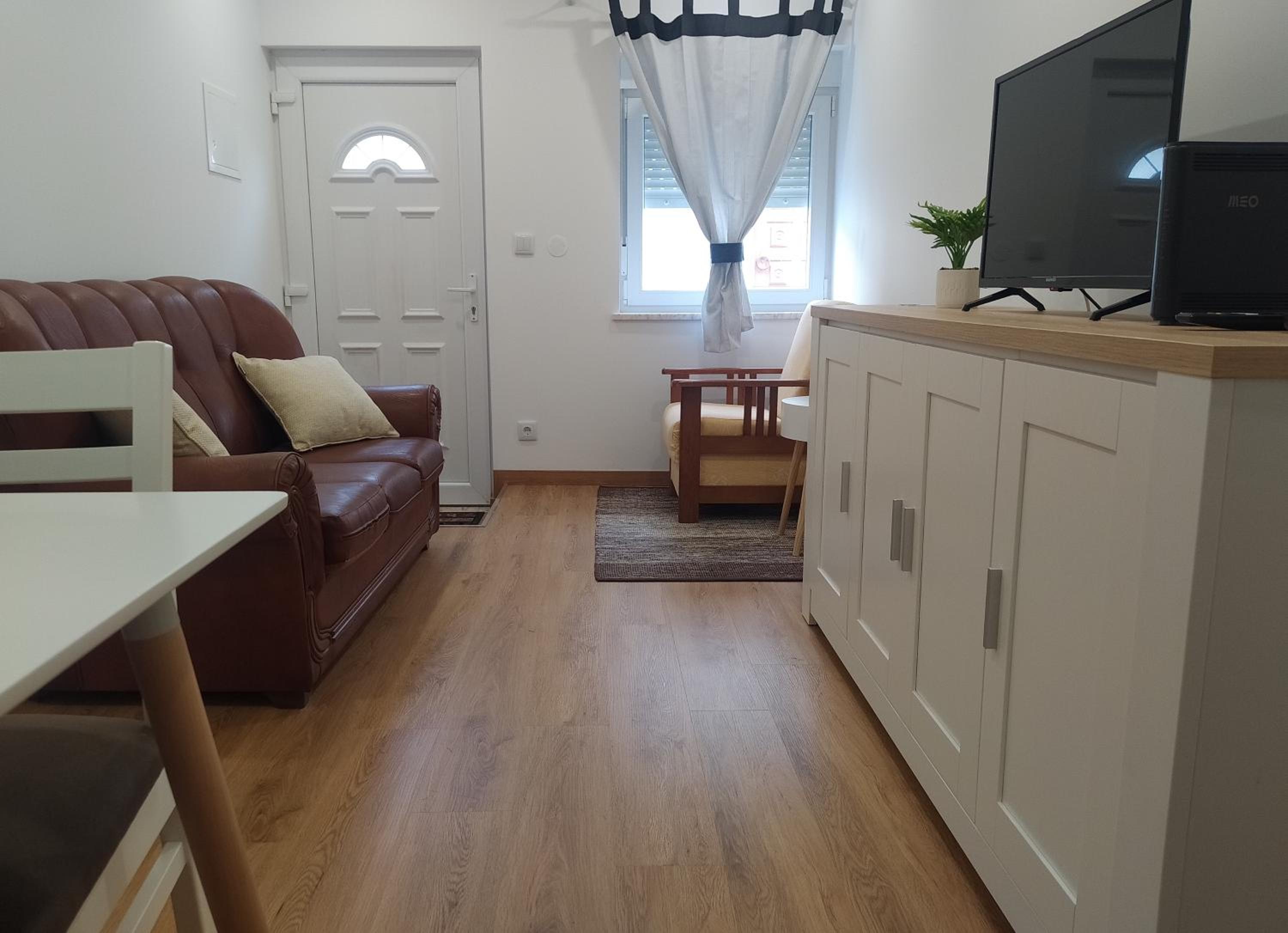 Apartment - Ground Floor photo 2