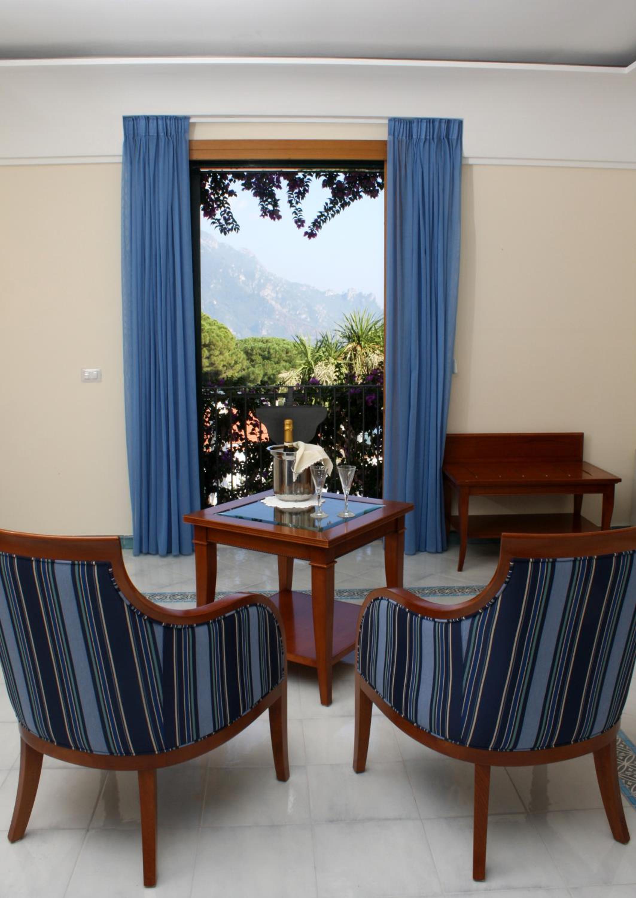 Deluxe Double or Twin Room - Photo 2