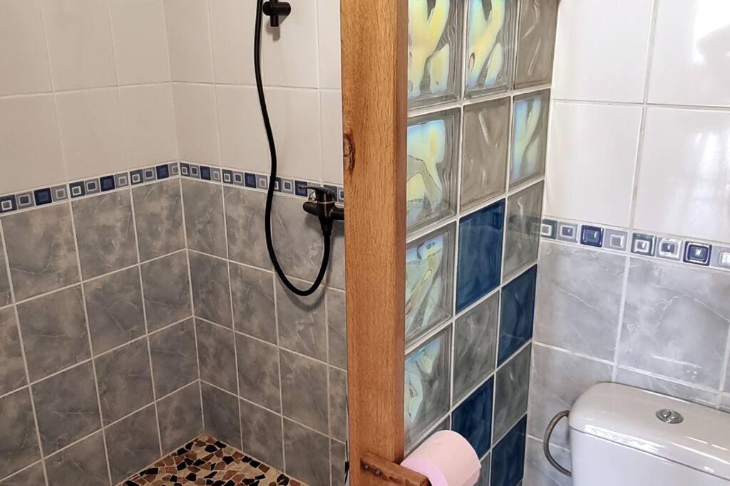 One-Bedroom House photo 2