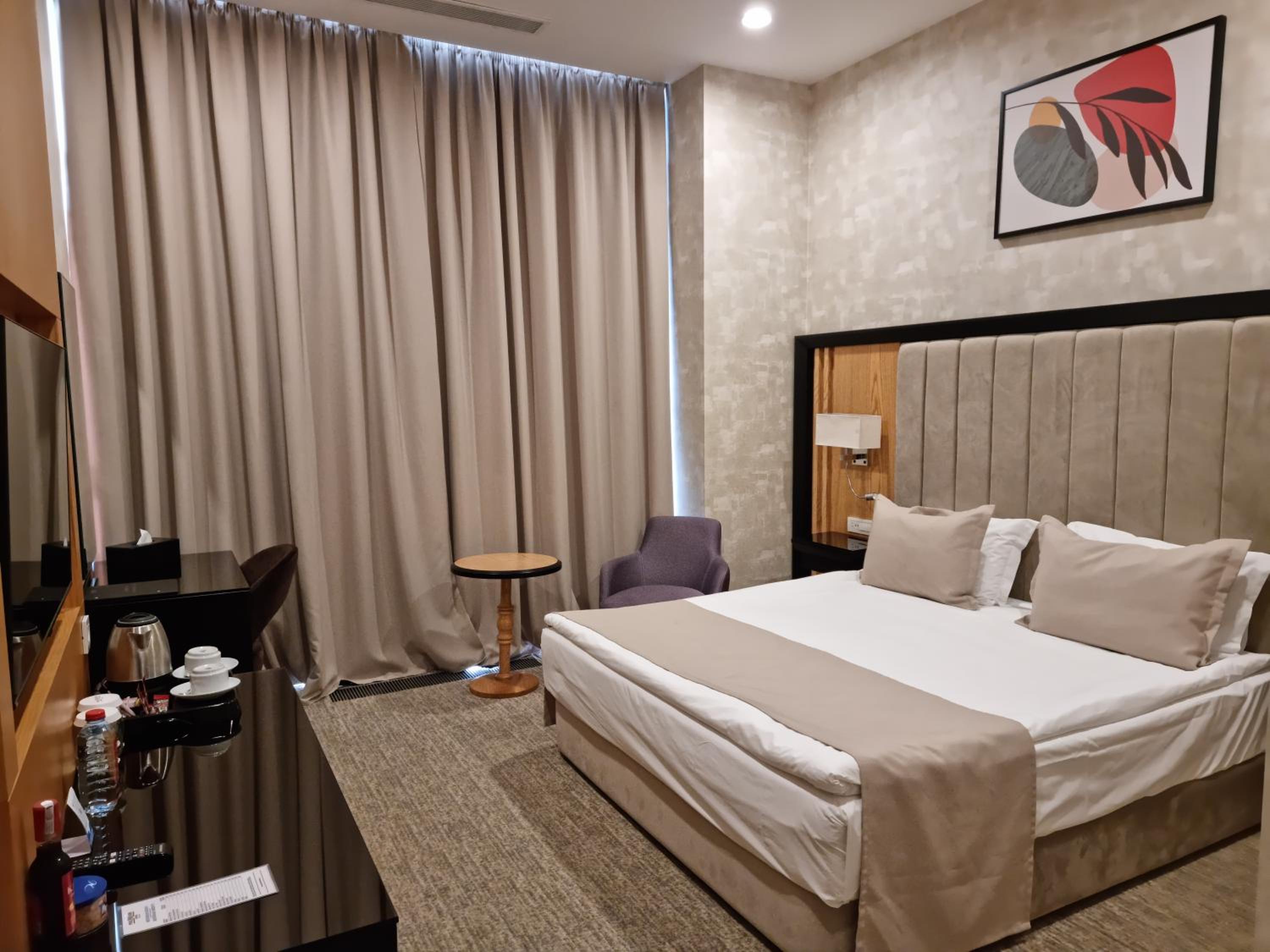 Standard Double Room - Photo 9