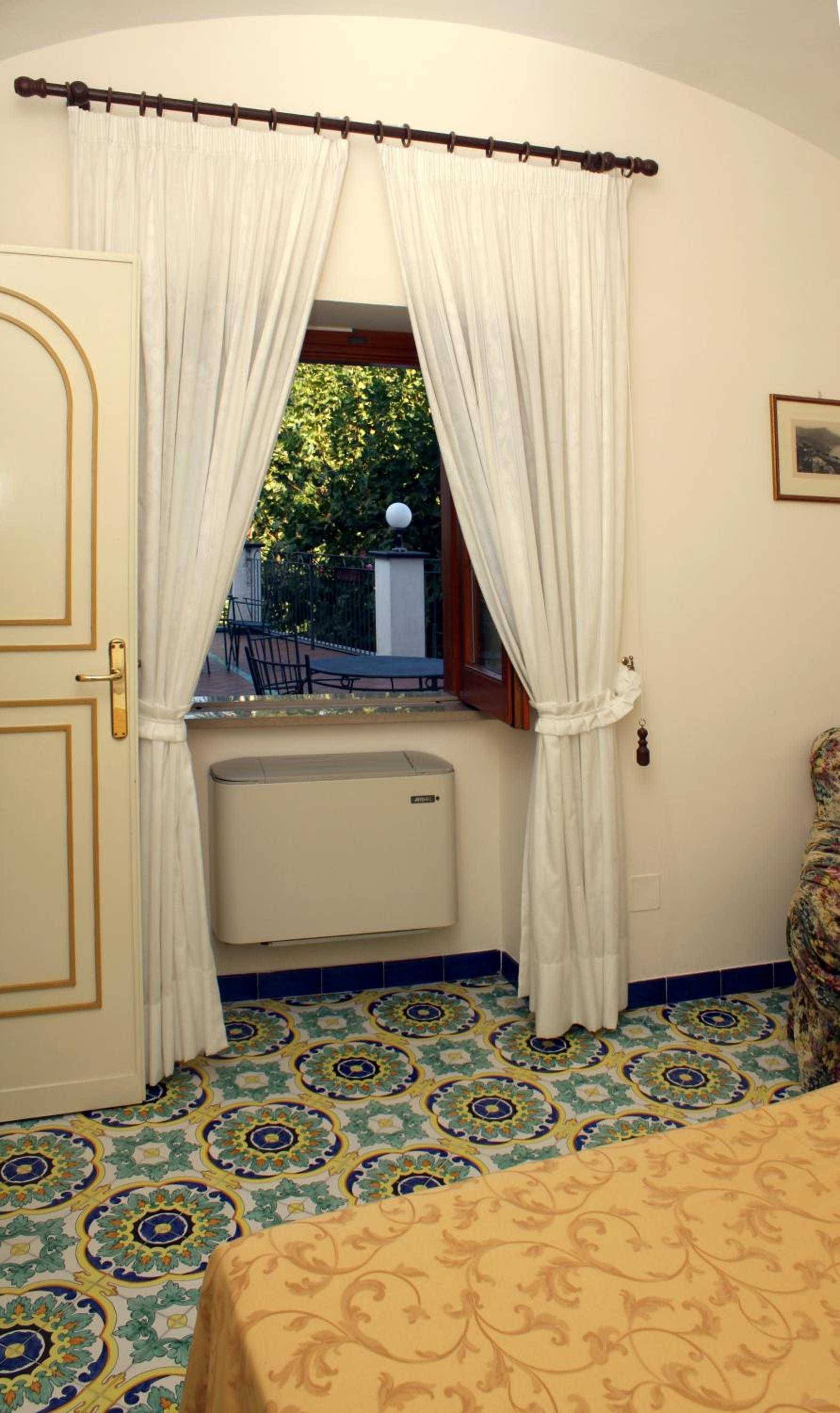 Double or Twin Room - Photo 5