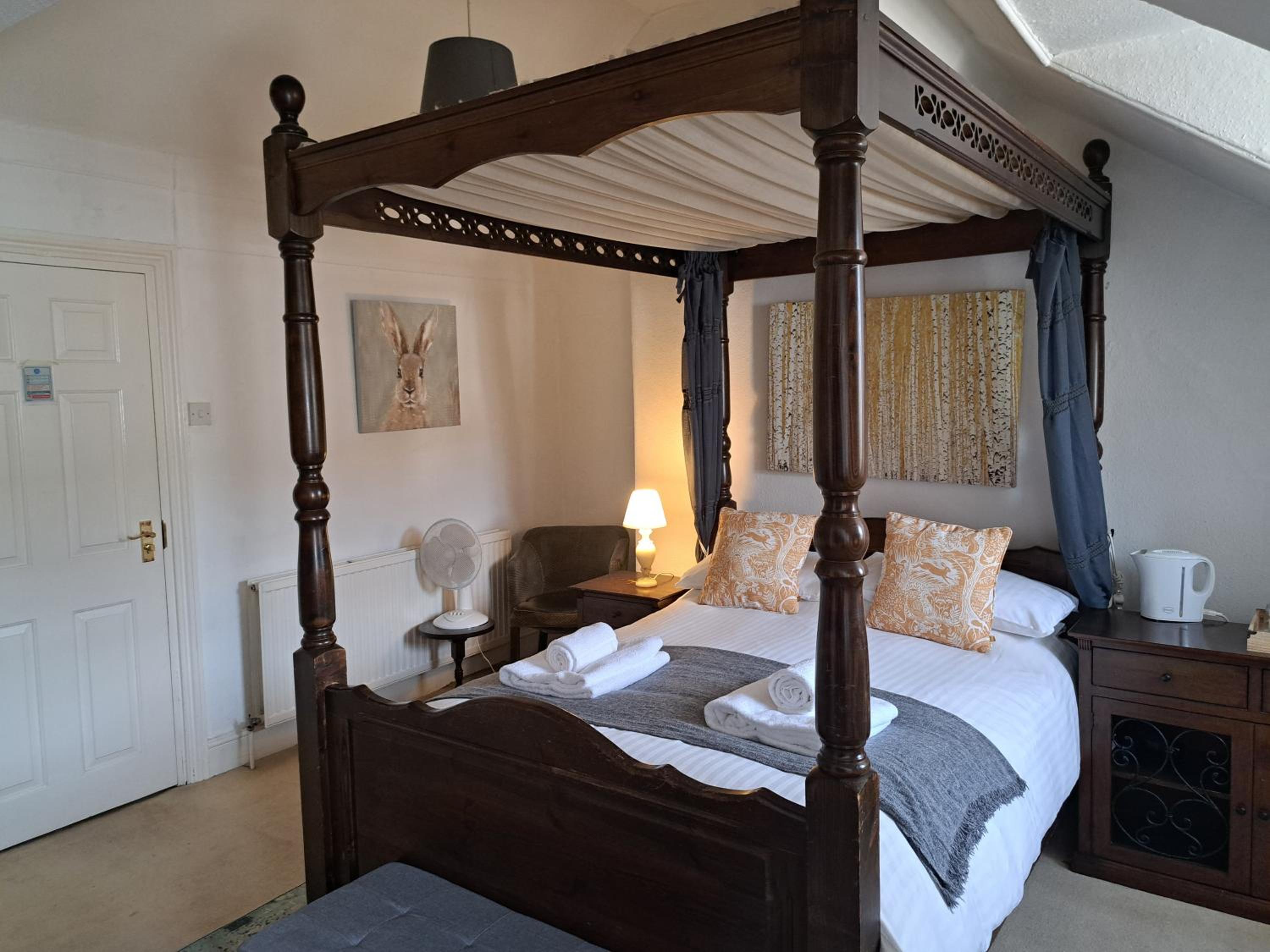 Deluxe Double Room with Bath photo 3