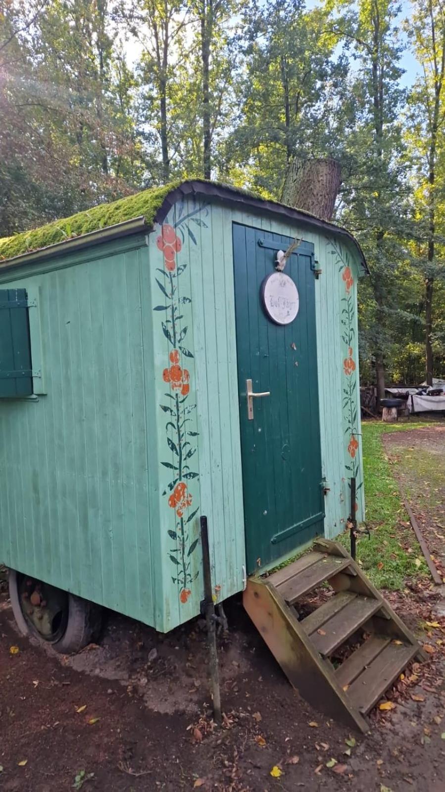 Mobile Home photo 2