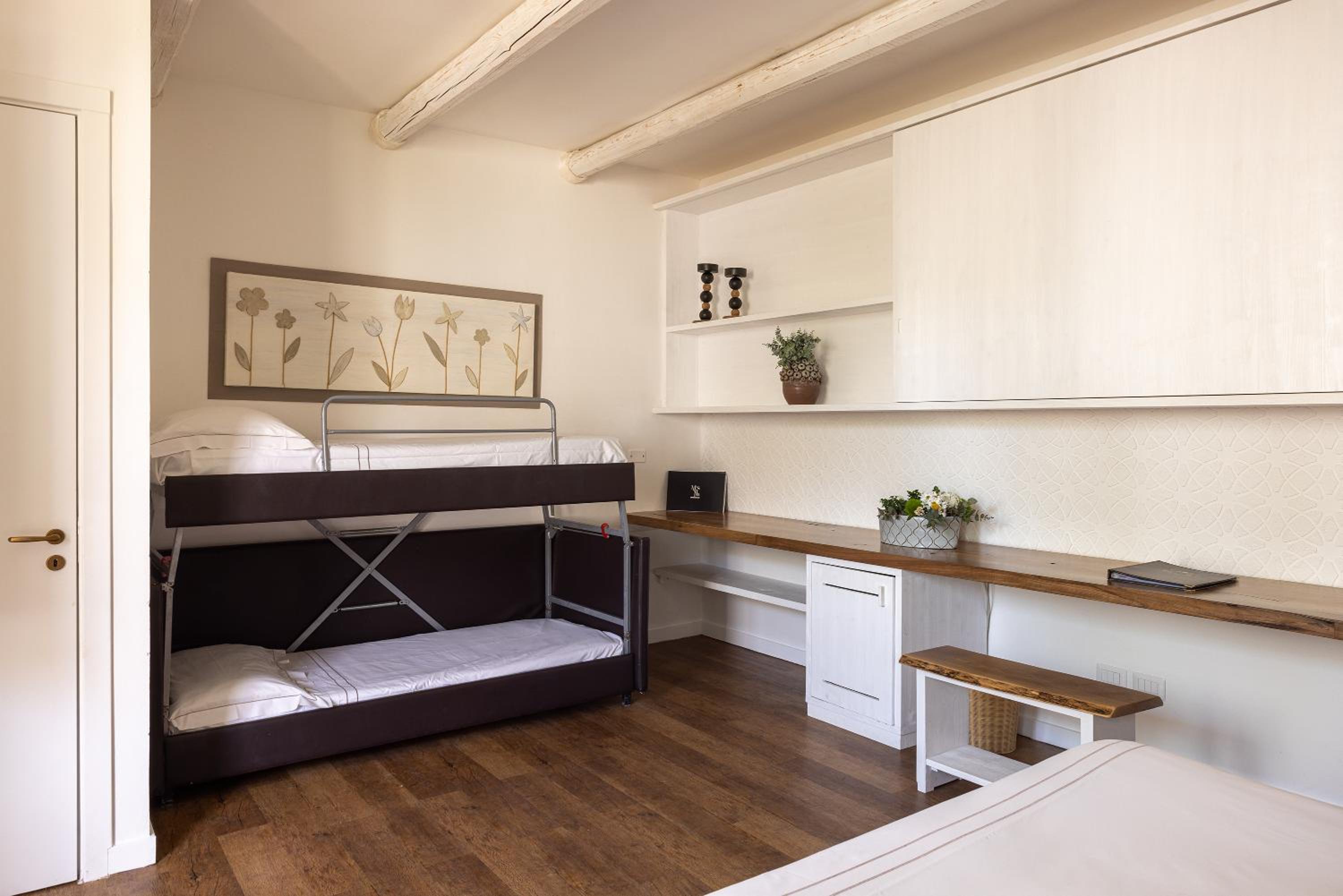 Classic Quadruple Room