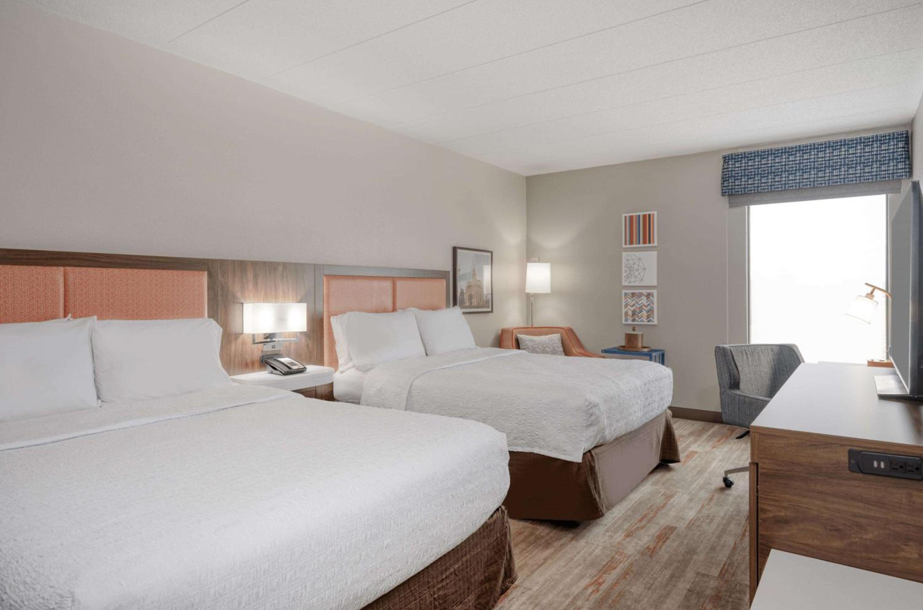 Room with Two Queen Beds - Non-Smoking - Photo 1