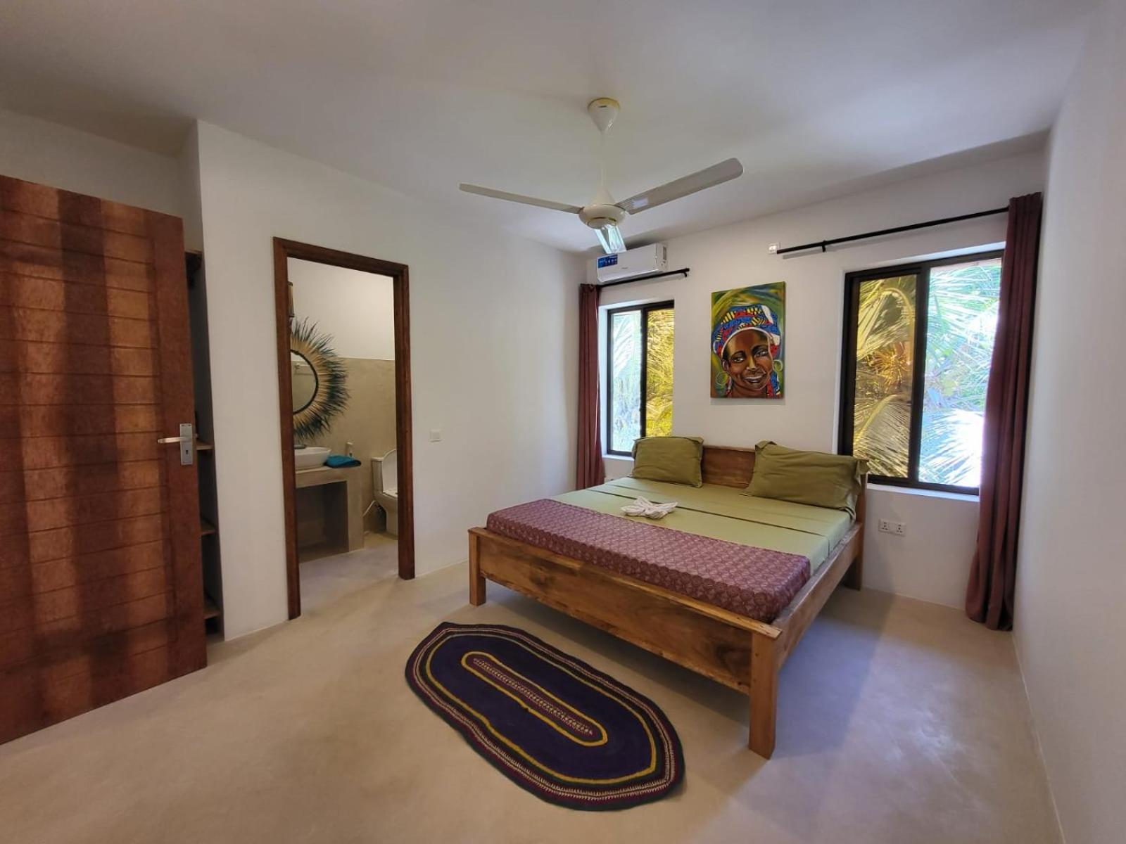 Deluxe King Suite - Photo 48