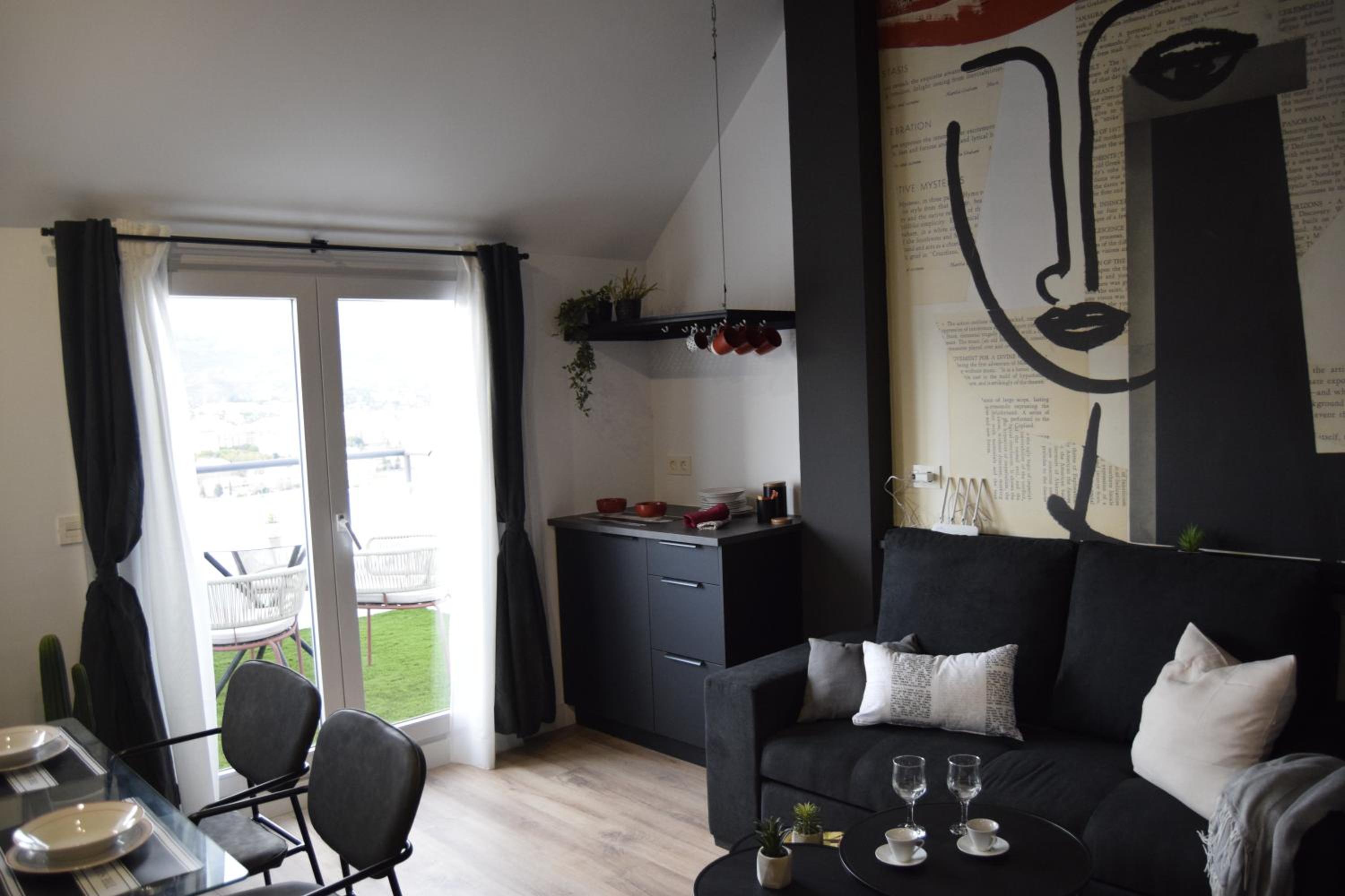 Penthouse Apartment - Photo 12