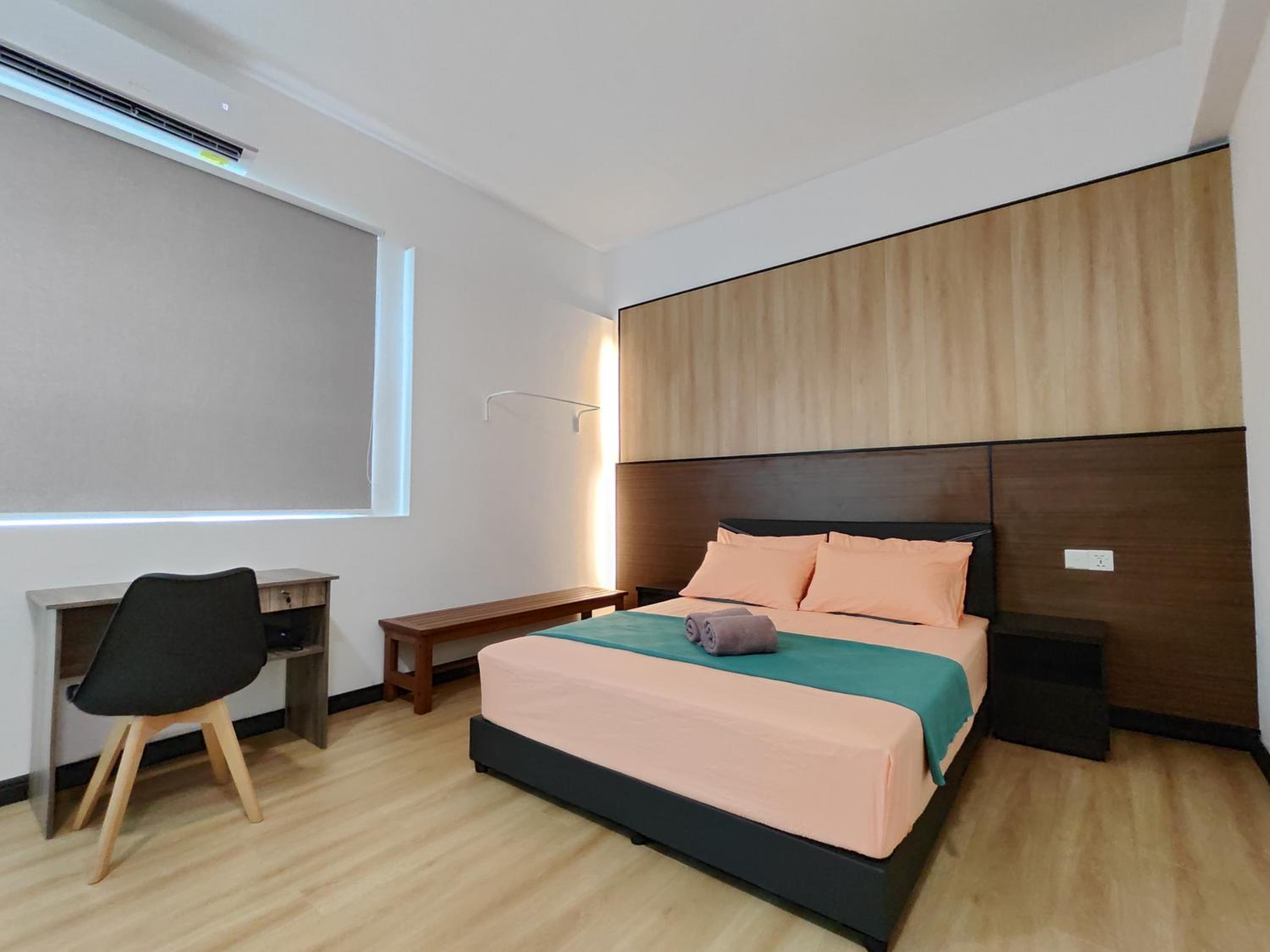Apartment photo 2