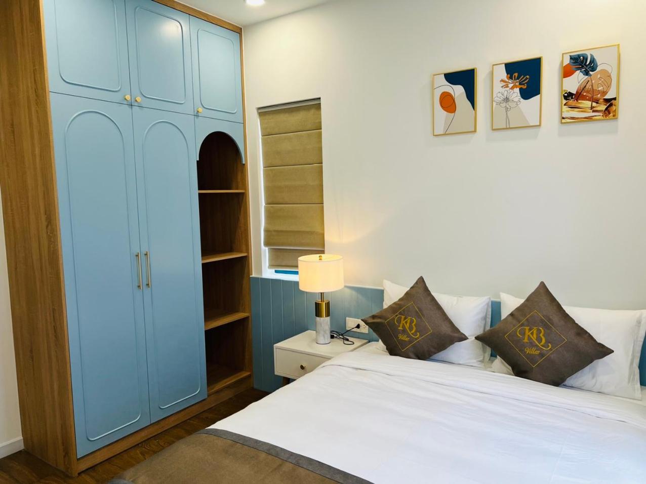 Three-Bedroom House photo 1